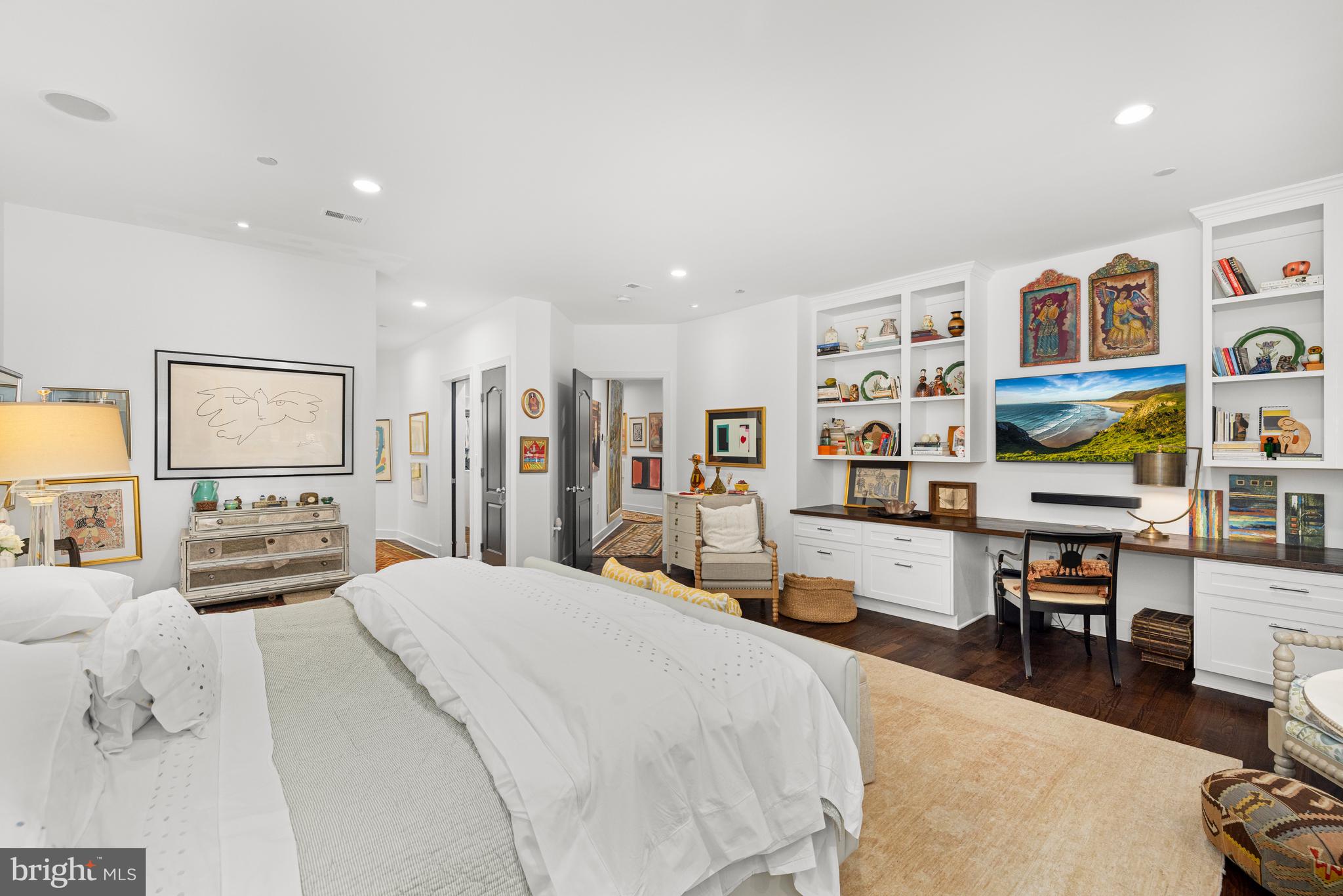 CHEVY CHASE - Residential