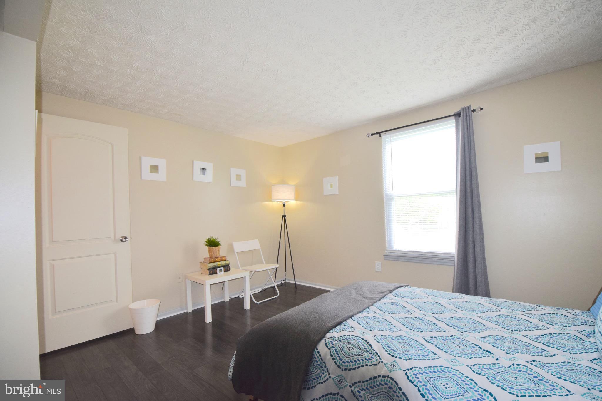 WOODBRIDGE CENTER - Residential