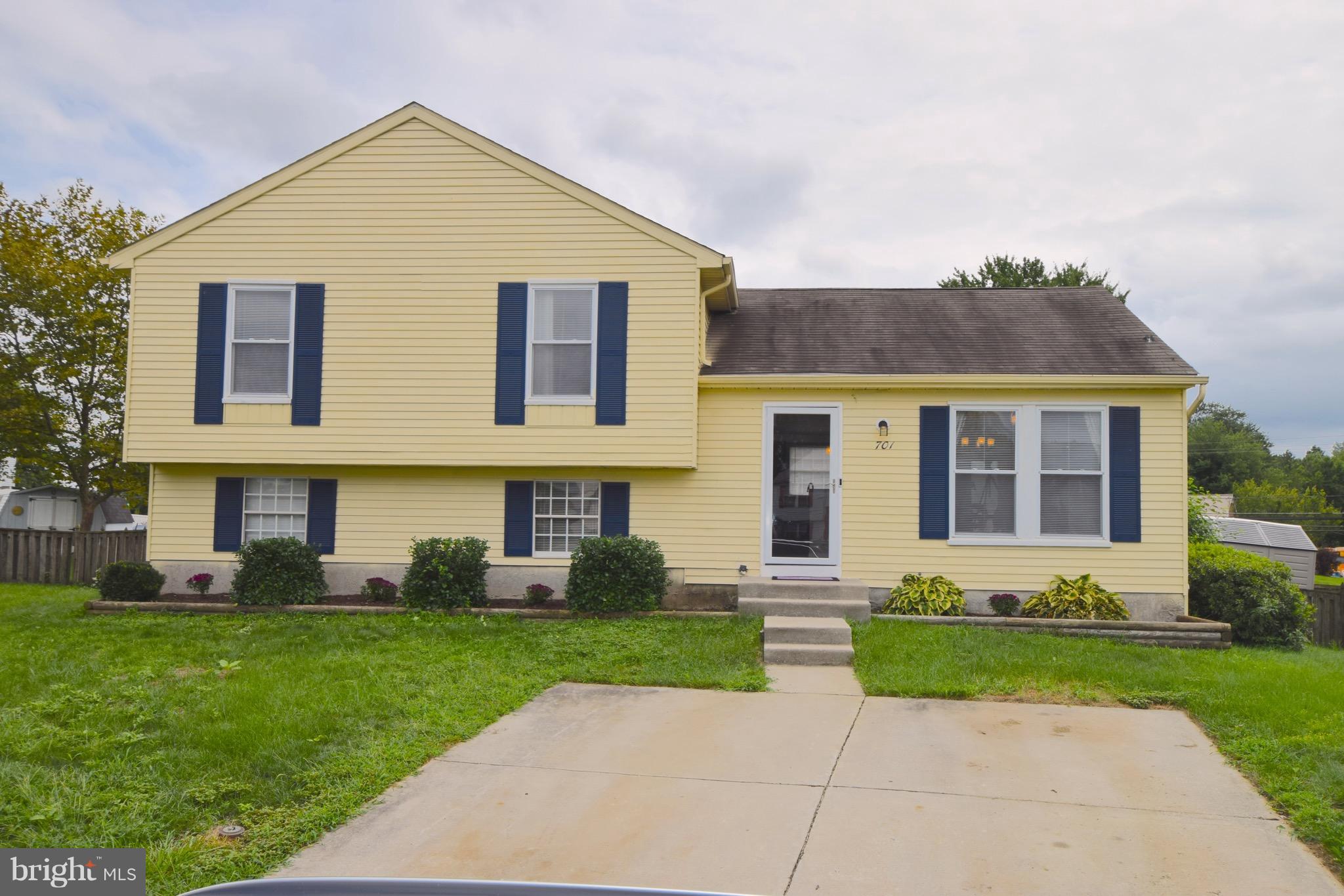 WOODBRIDGE CENTER - Residential