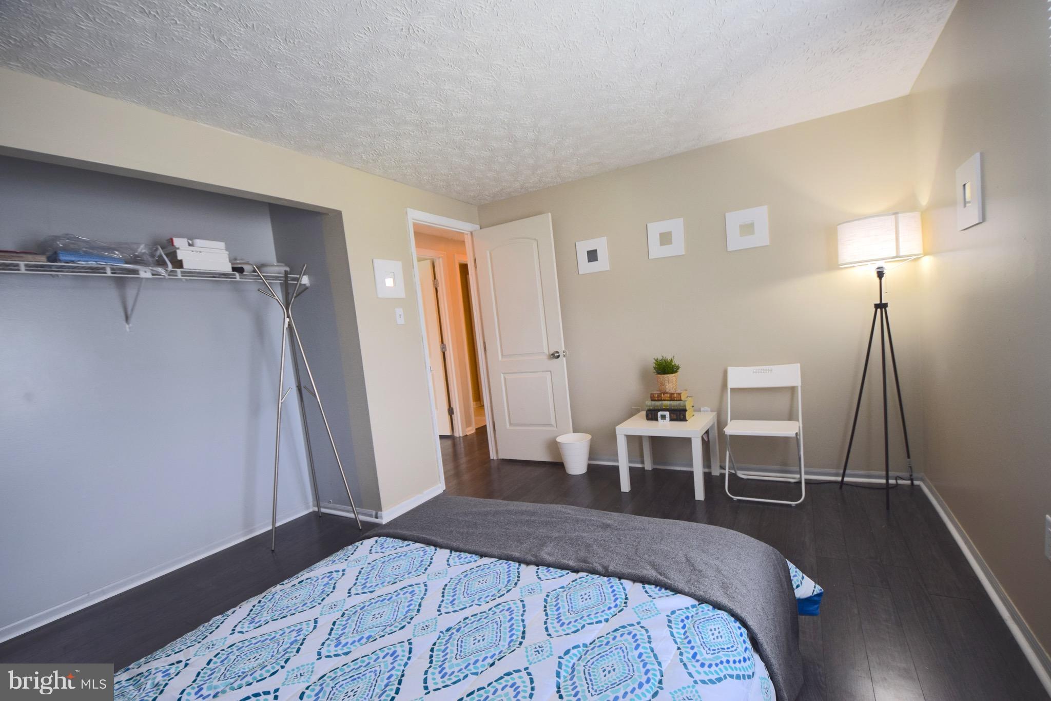 WOODBRIDGE CENTER - Residential