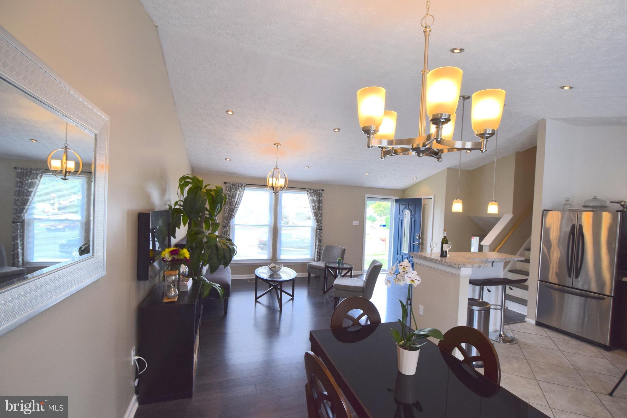 WOODBRIDGE CENTER - Residential