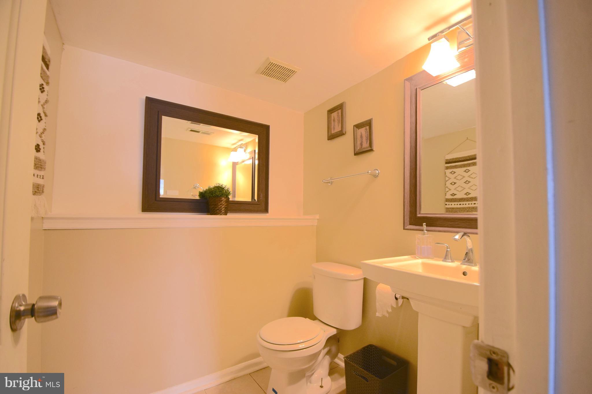 WOODBRIDGE CENTER - Residential