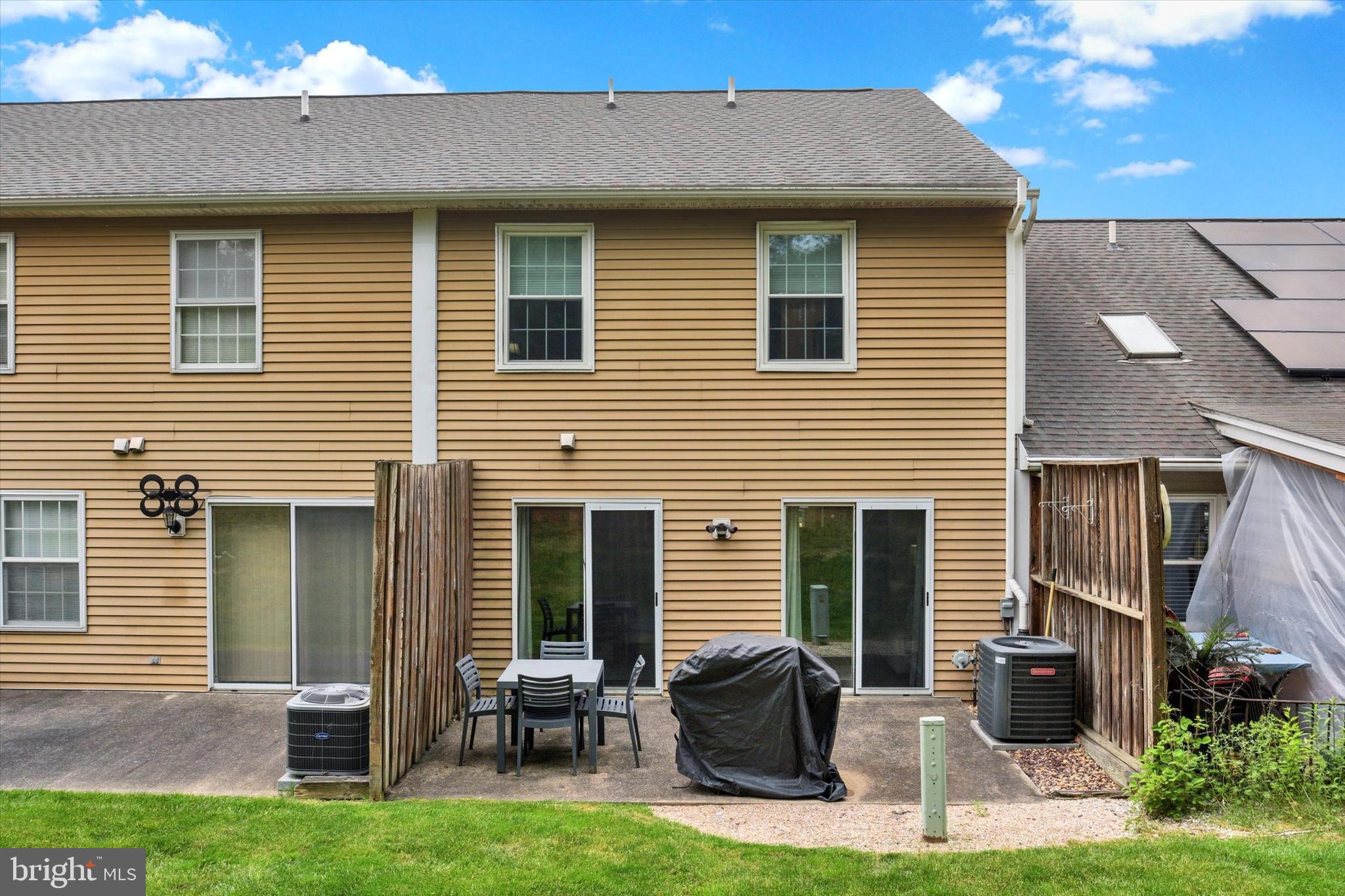 BEAUMONT SQUARE - Residential