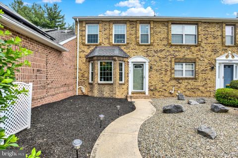 Photo of 4194 Nantucket Drive, MECHANICSBURG, PA 17050 (MLS # PACB2054408)