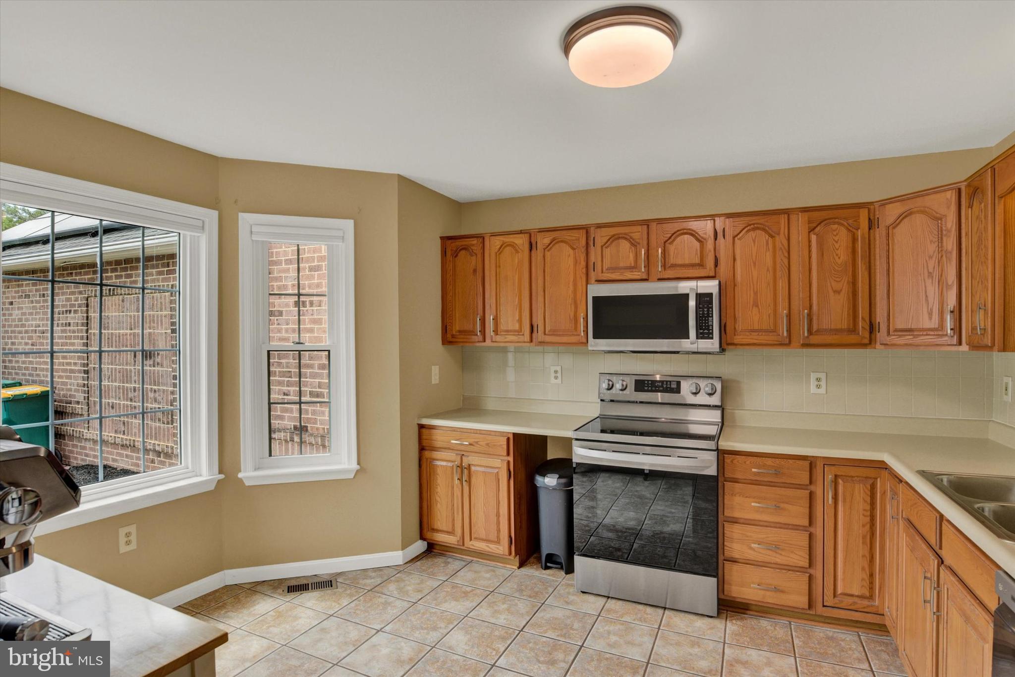 BEAUMONT SQUARE - Residential