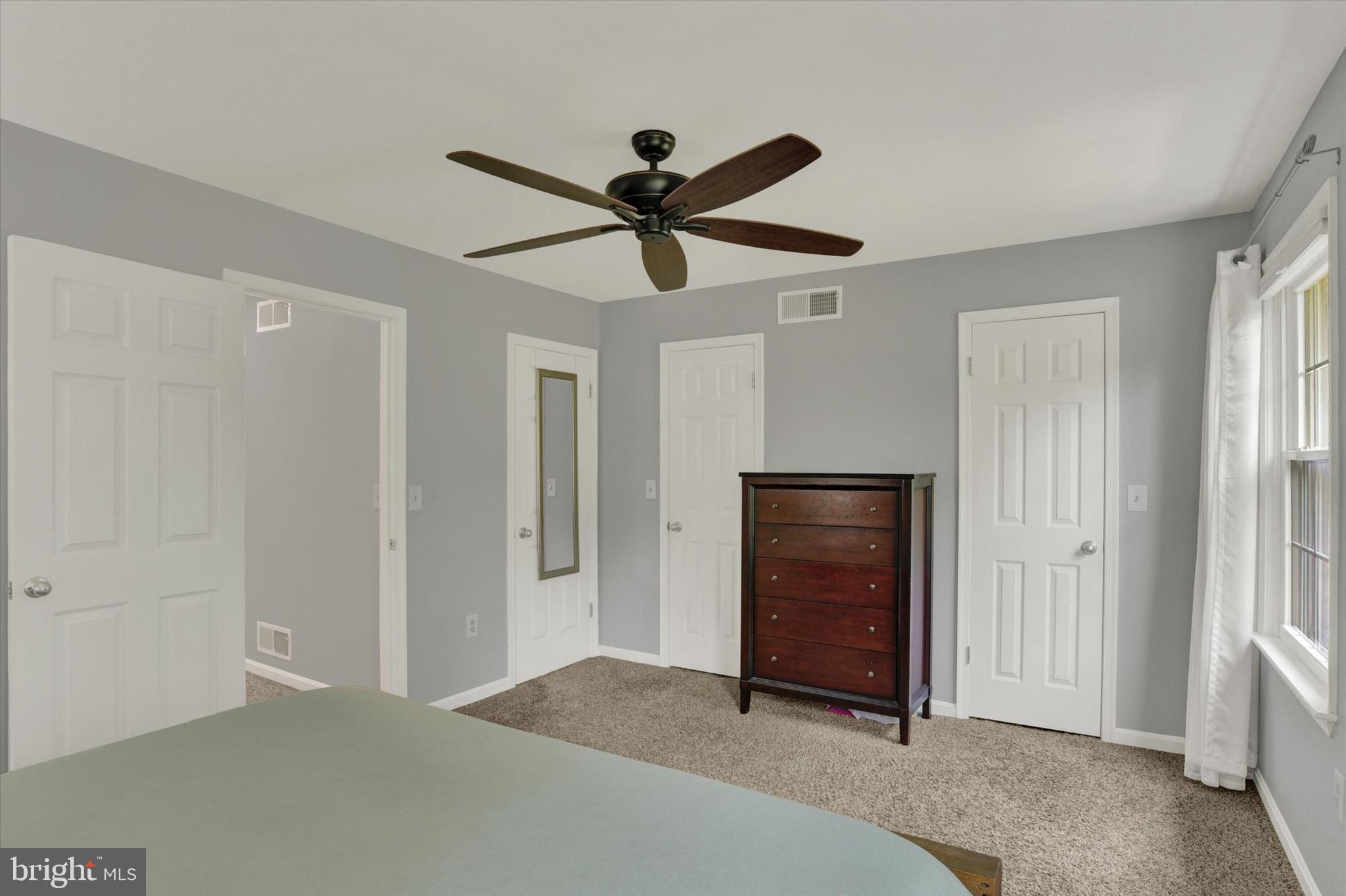 BEAUMONT SQUARE - Residential