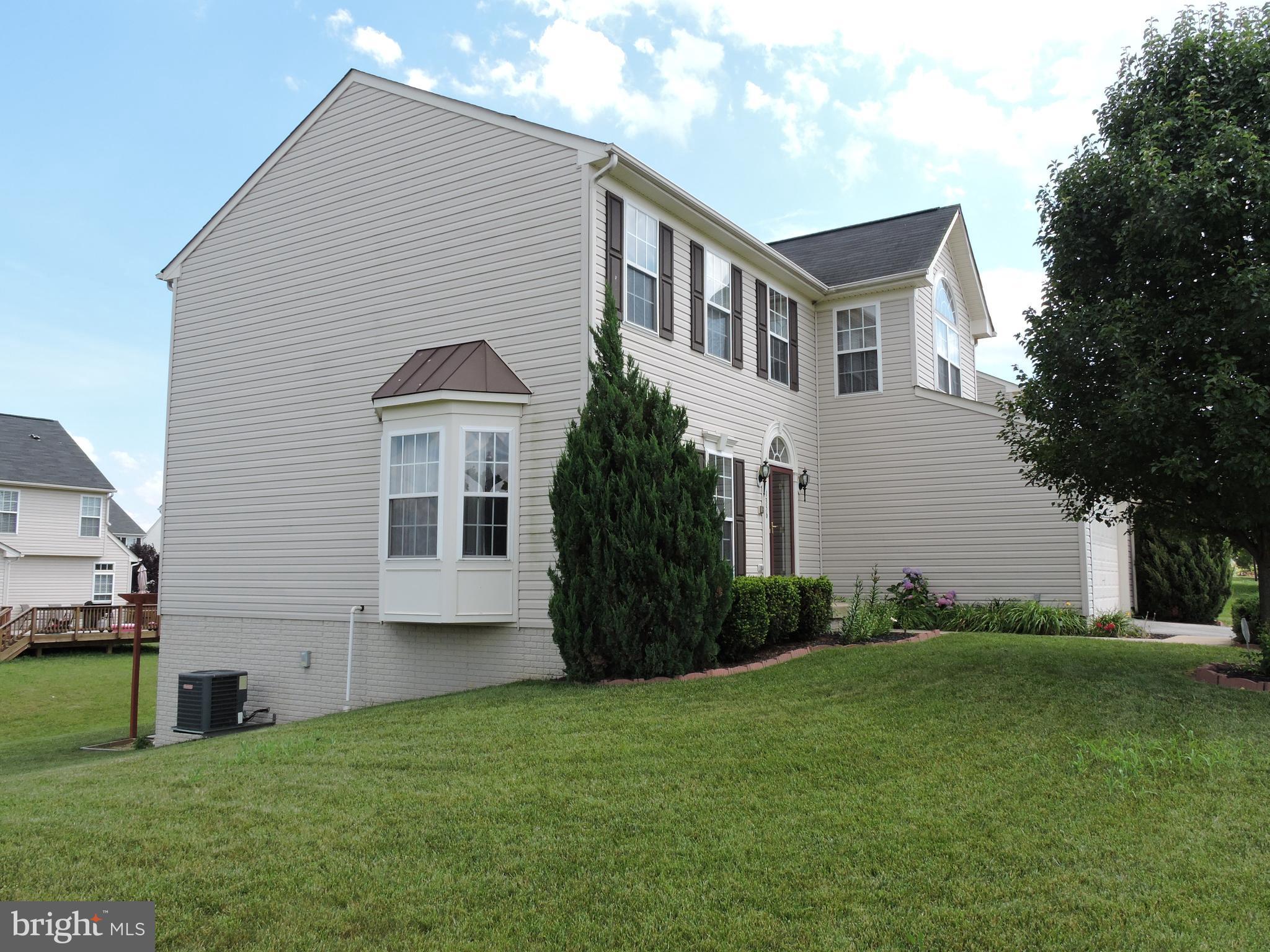 LAKELAND PLACE - Residential