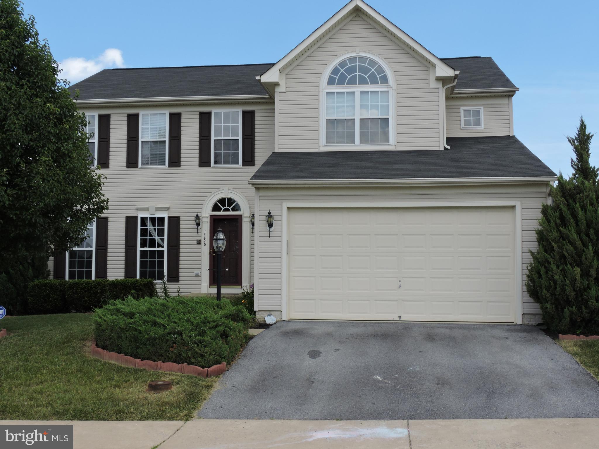 LAKELAND PLACE - Residential