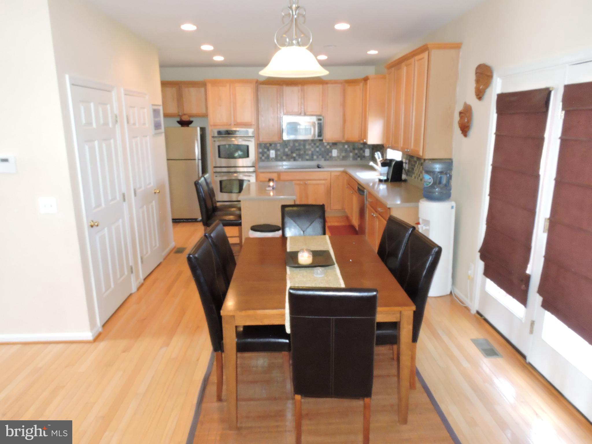 LAKELAND PLACE - Residential