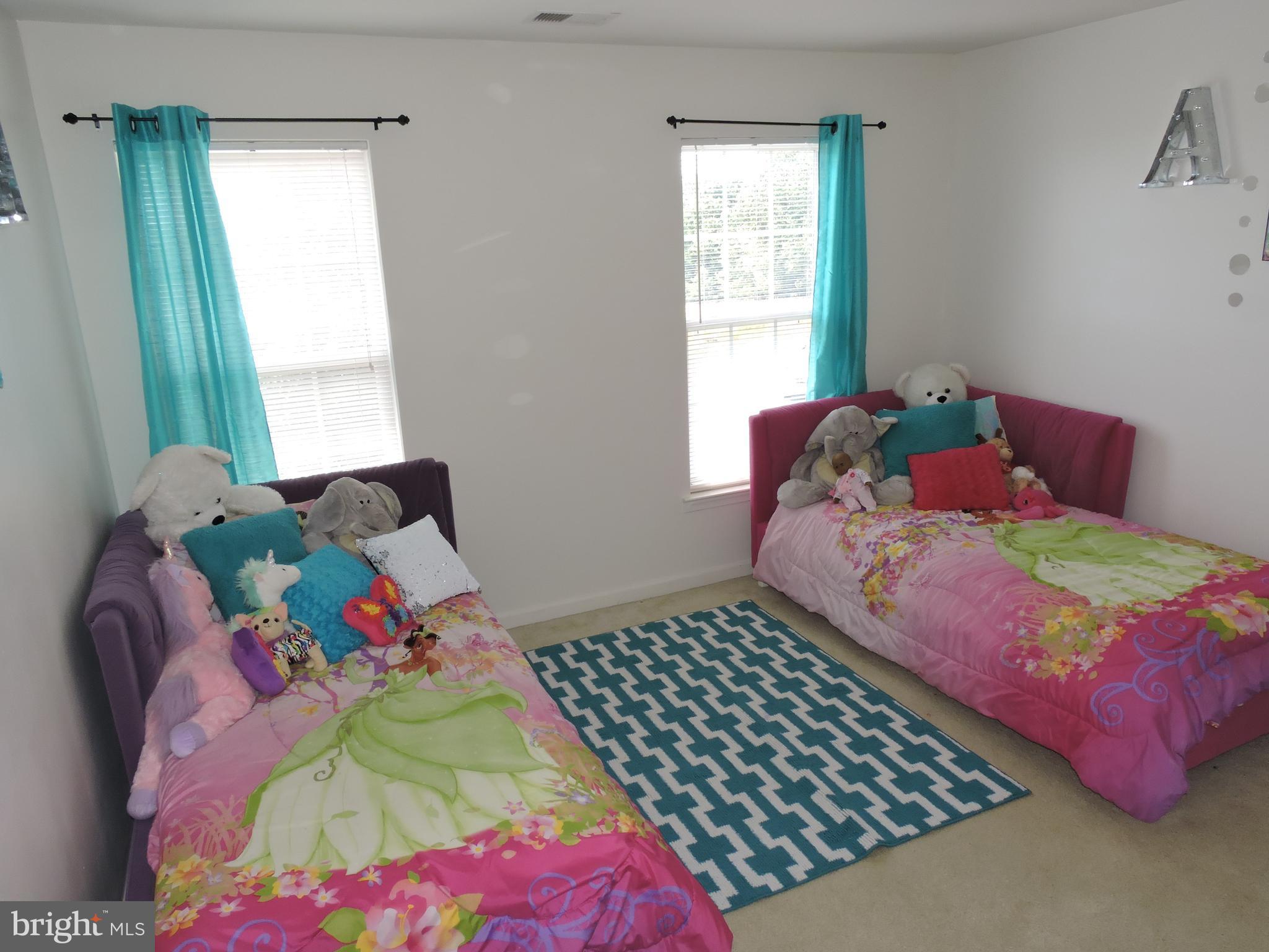 LAKELAND PLACE - Residential