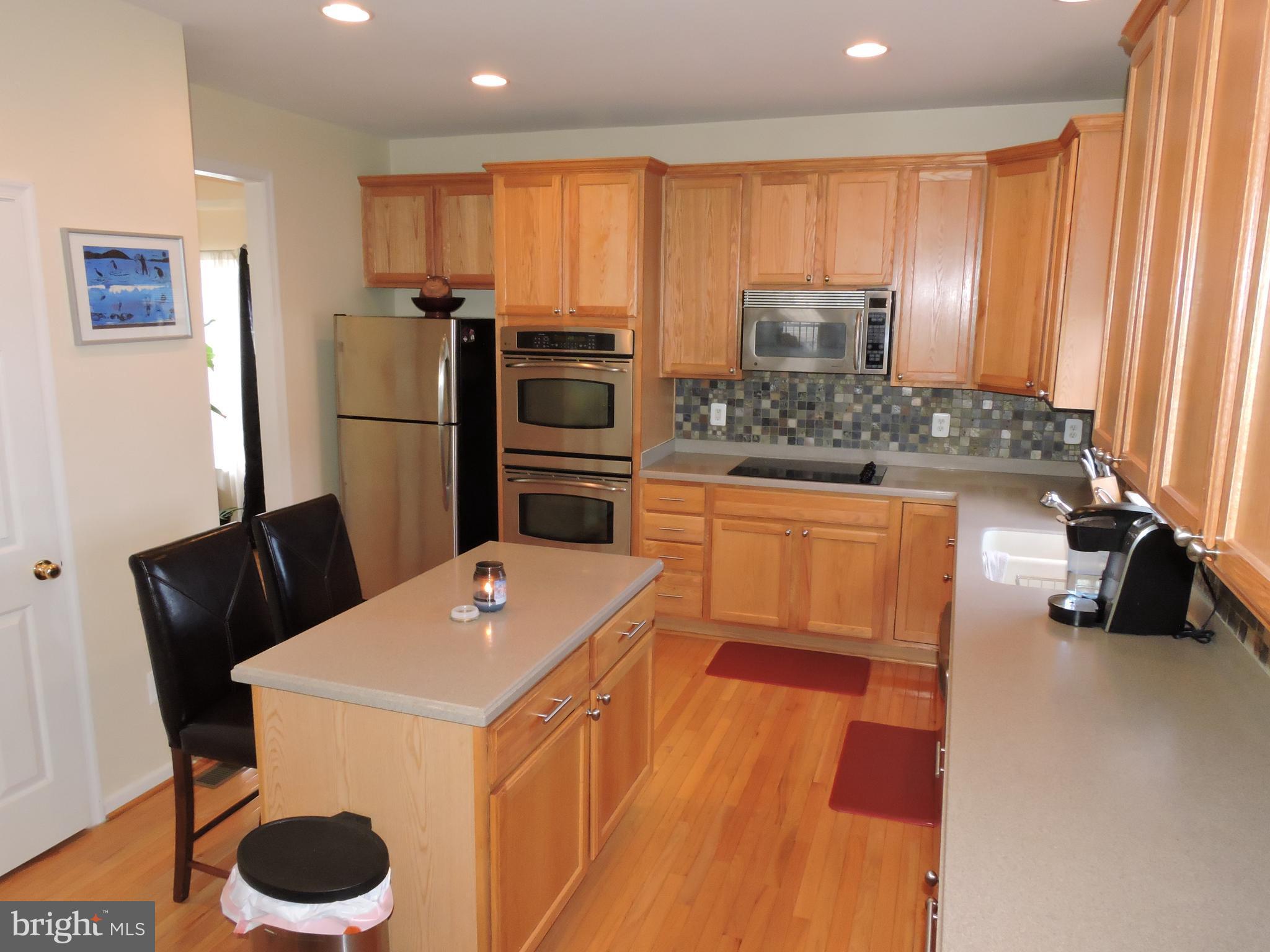 LAKELAND PLACE - Residential