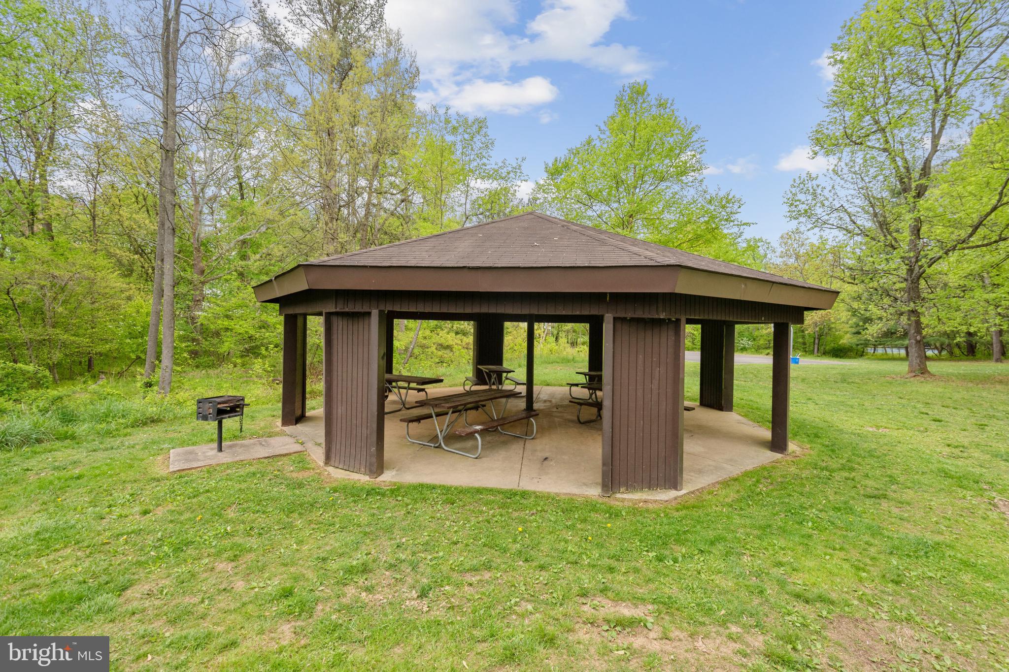 FLOWER VALLEY - Residential