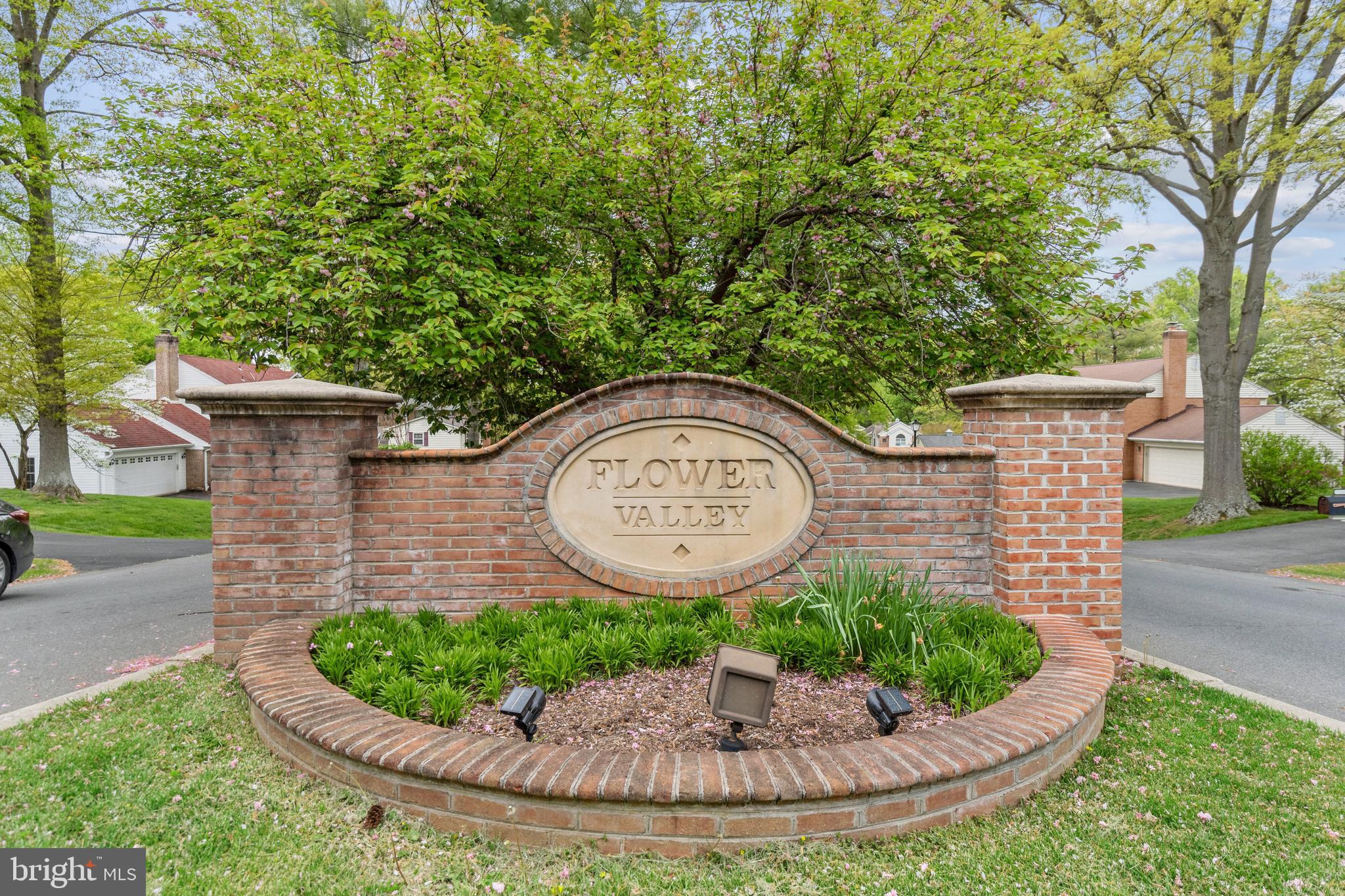 FLOWER VALLEY - Residential