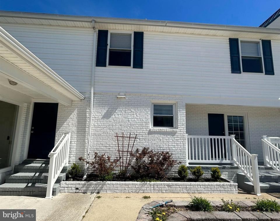 6109 ATLANTIC AVENUE 100
