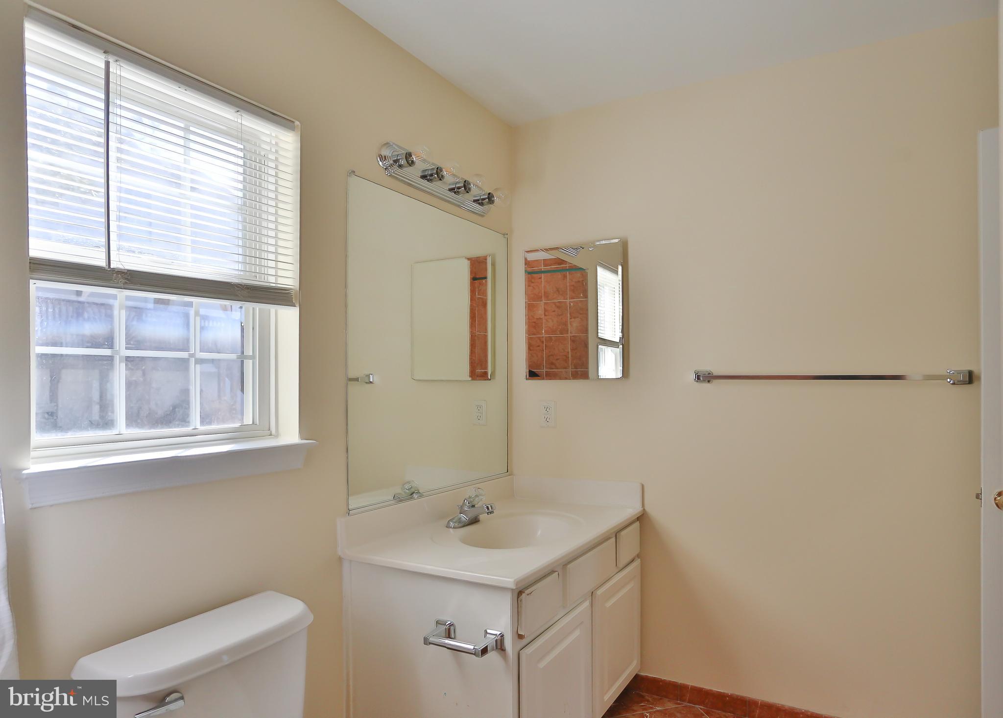 WAYSIDE VILLAGE - Residential Lease