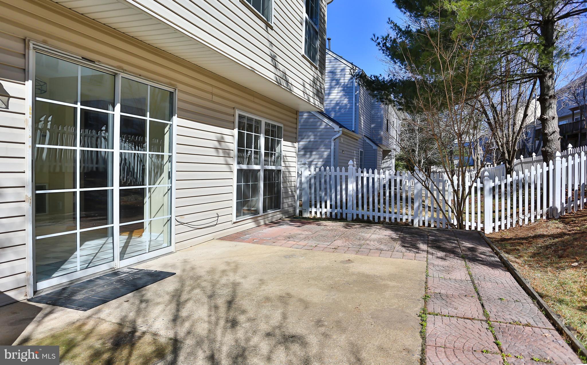 WAYSIDE VILLAGE - Residential Lease