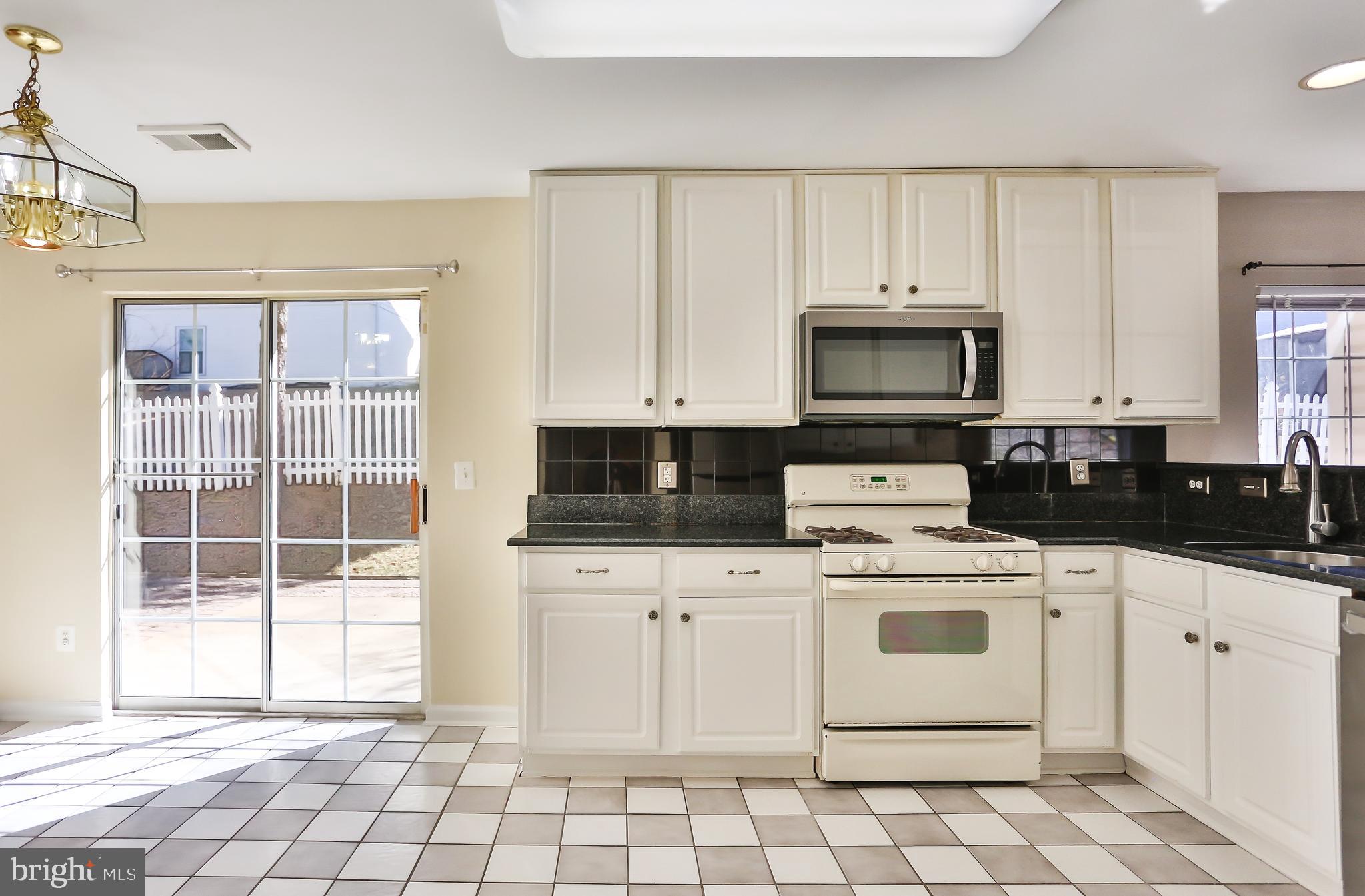 WAYSIDE VILLAGE - Residential Lease