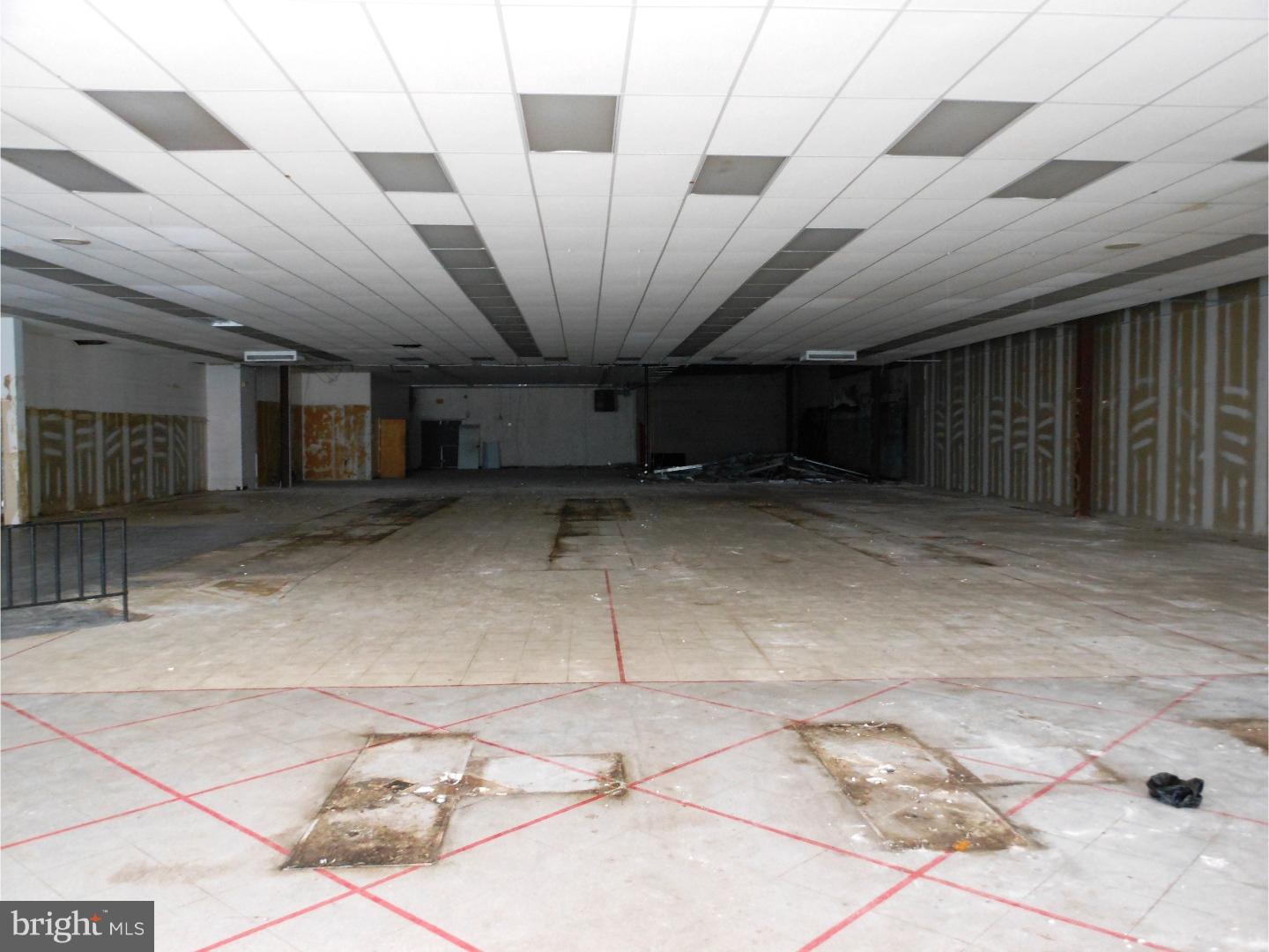 WEST PHILADELPHIA - Commercial Sale