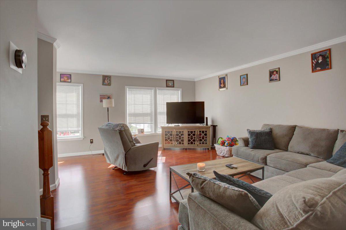 PRENTISS POINT - Residential