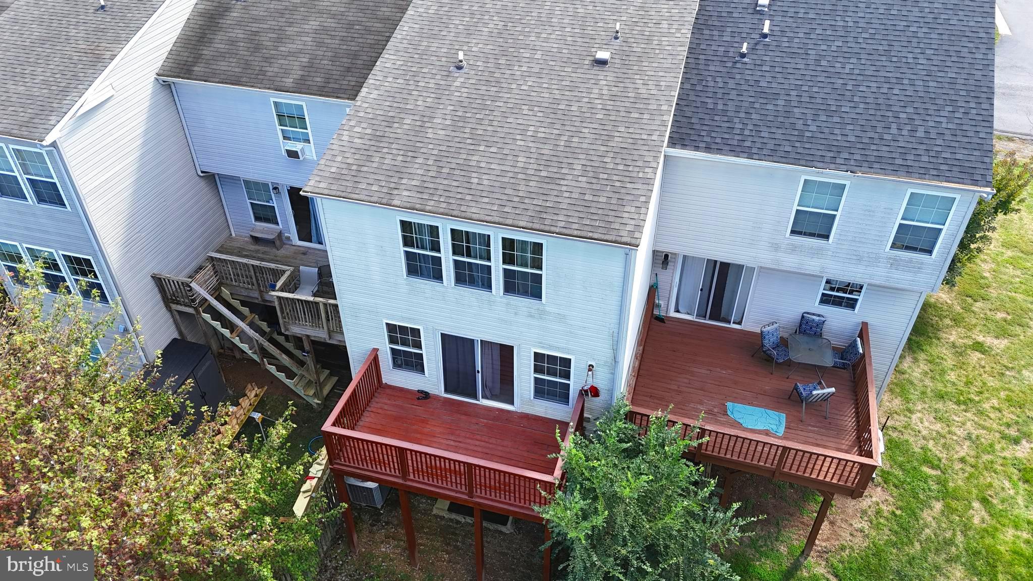 703 PRENTISS PARKWAY