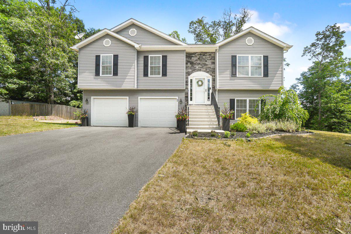 HICKORY RUN - Residential