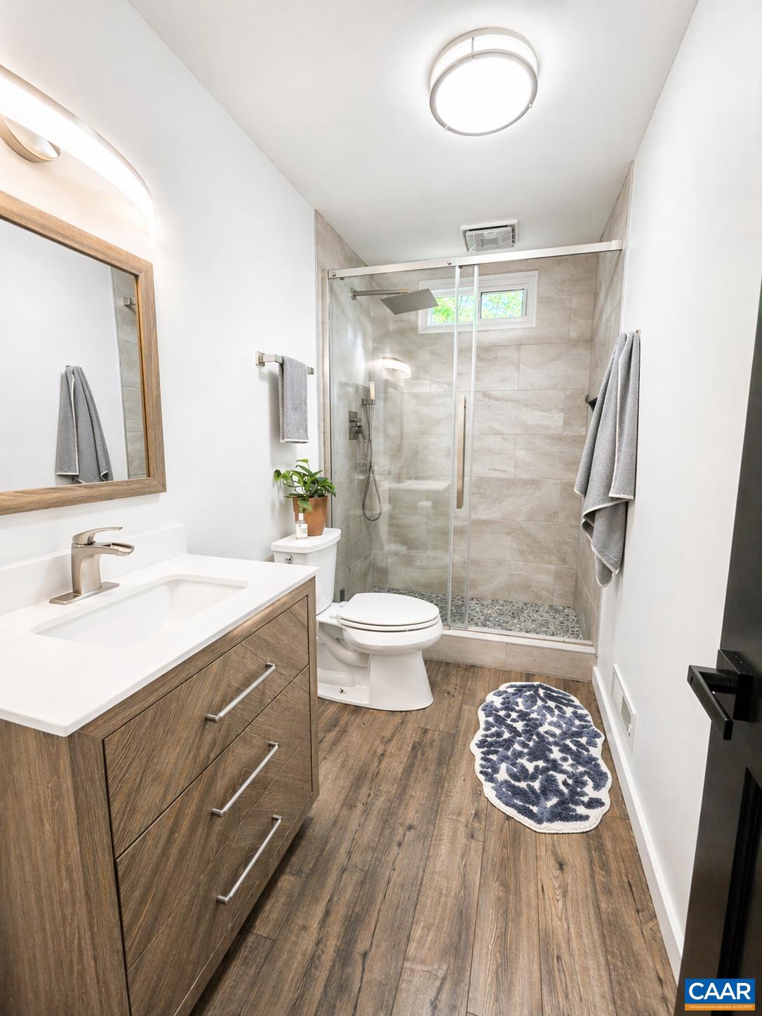 LAKE MONTICELLO - Residential