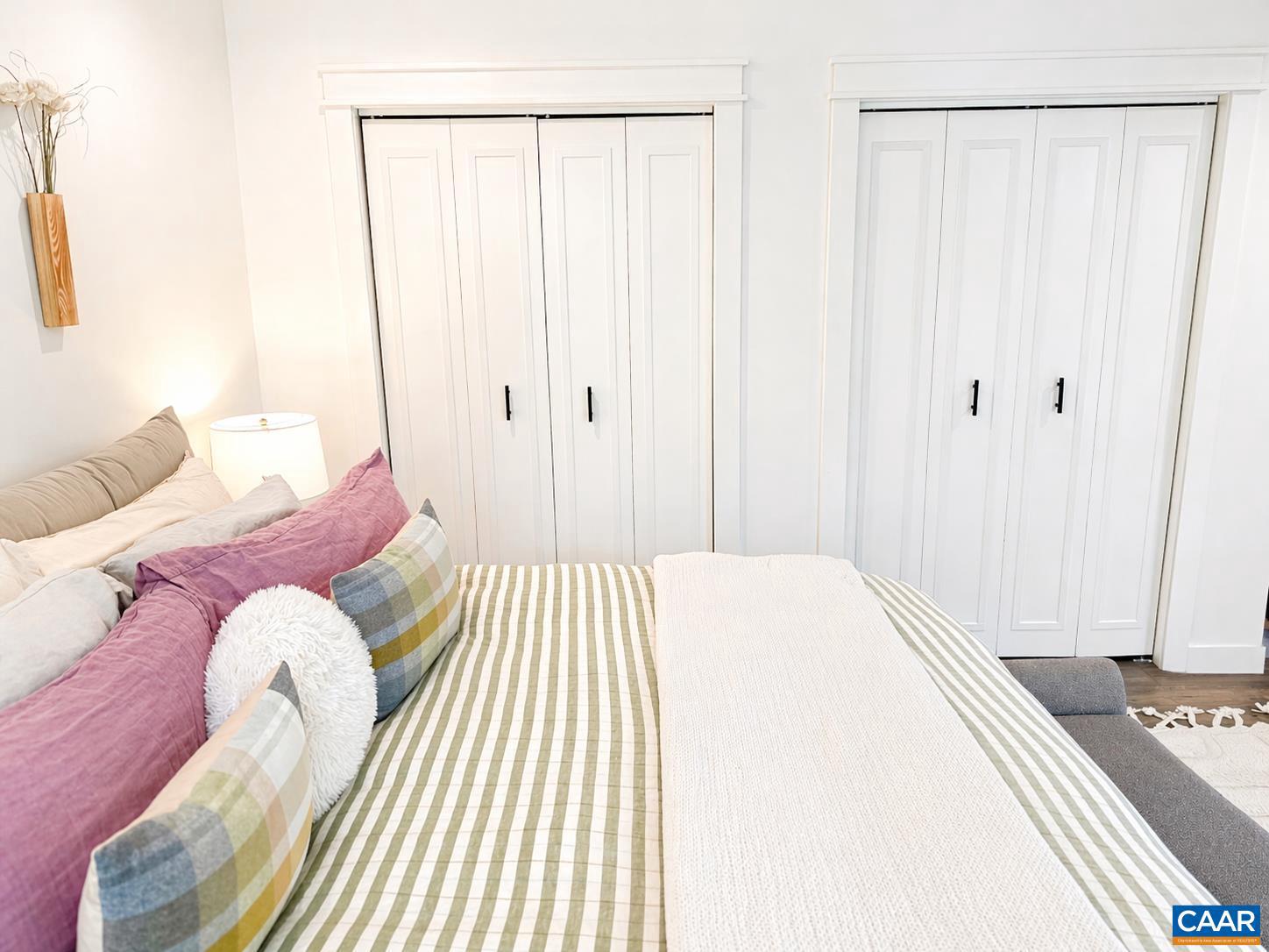 LAKE MONTICELLO - Residential