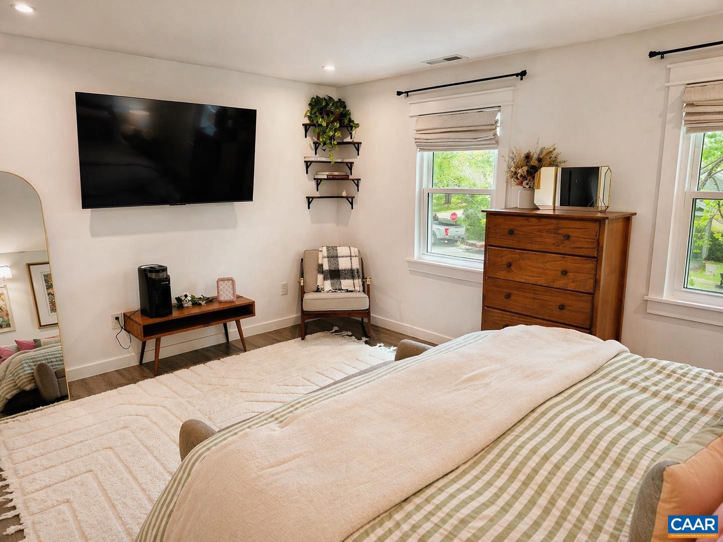 LAKE MONTICELLO - Residential