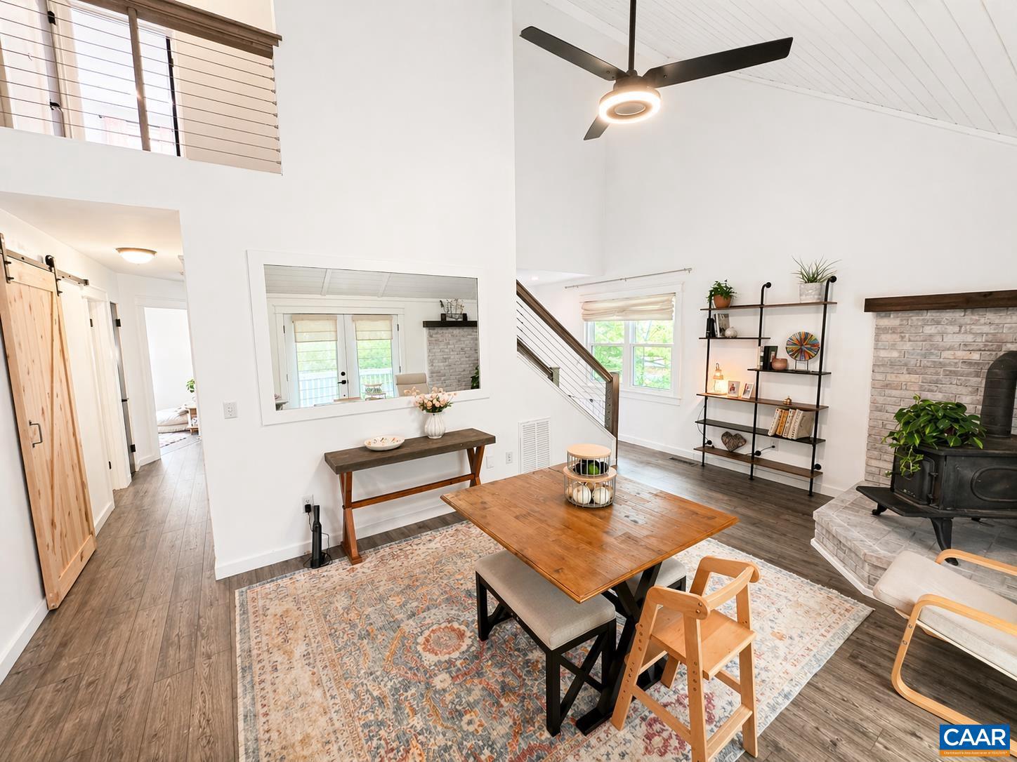 LAKE MONTICELLO - Residential