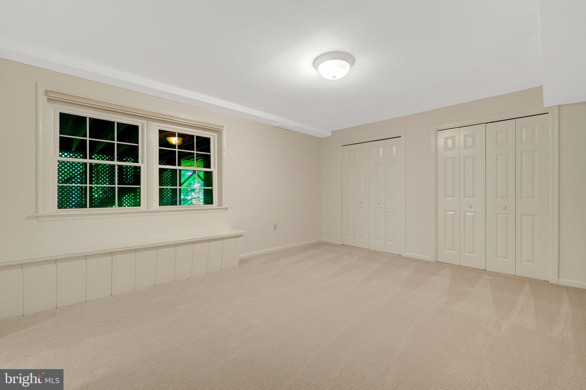 LANGLEY OAKS - Residential