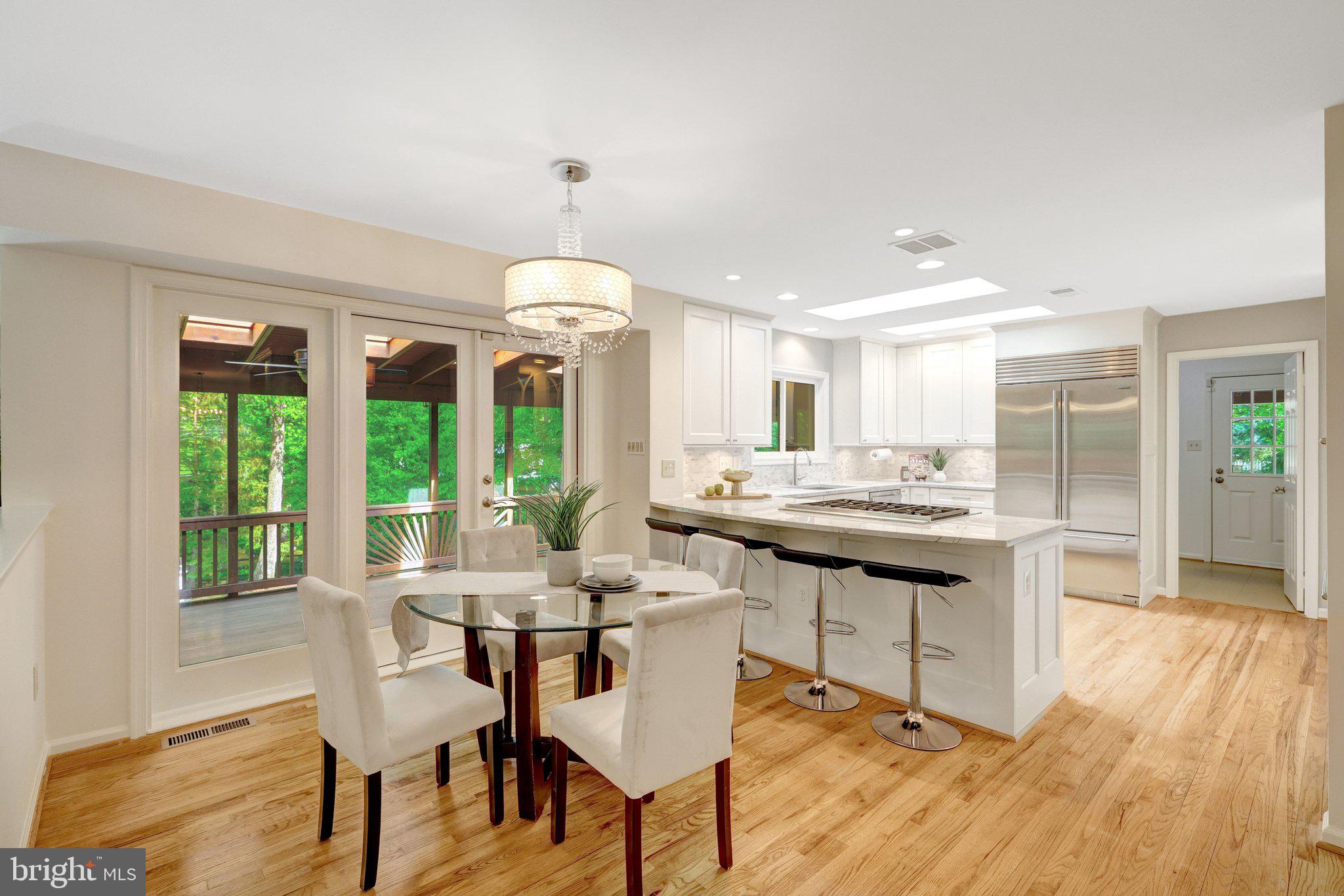 LANGLEY OAKS - Residential