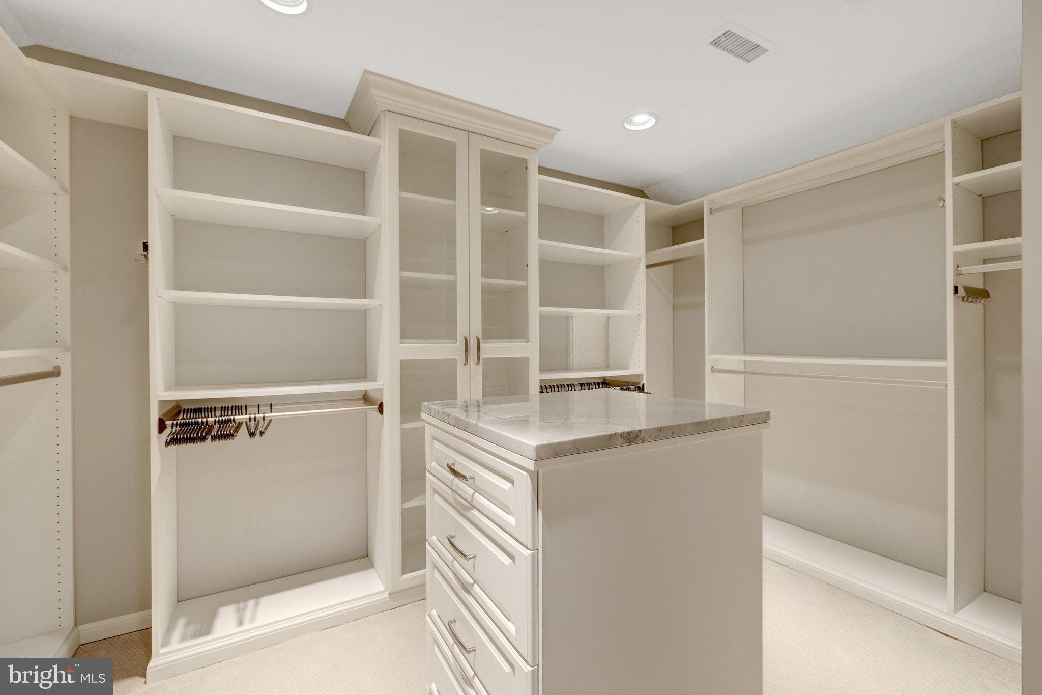 LANGLEY OAKS - Residential