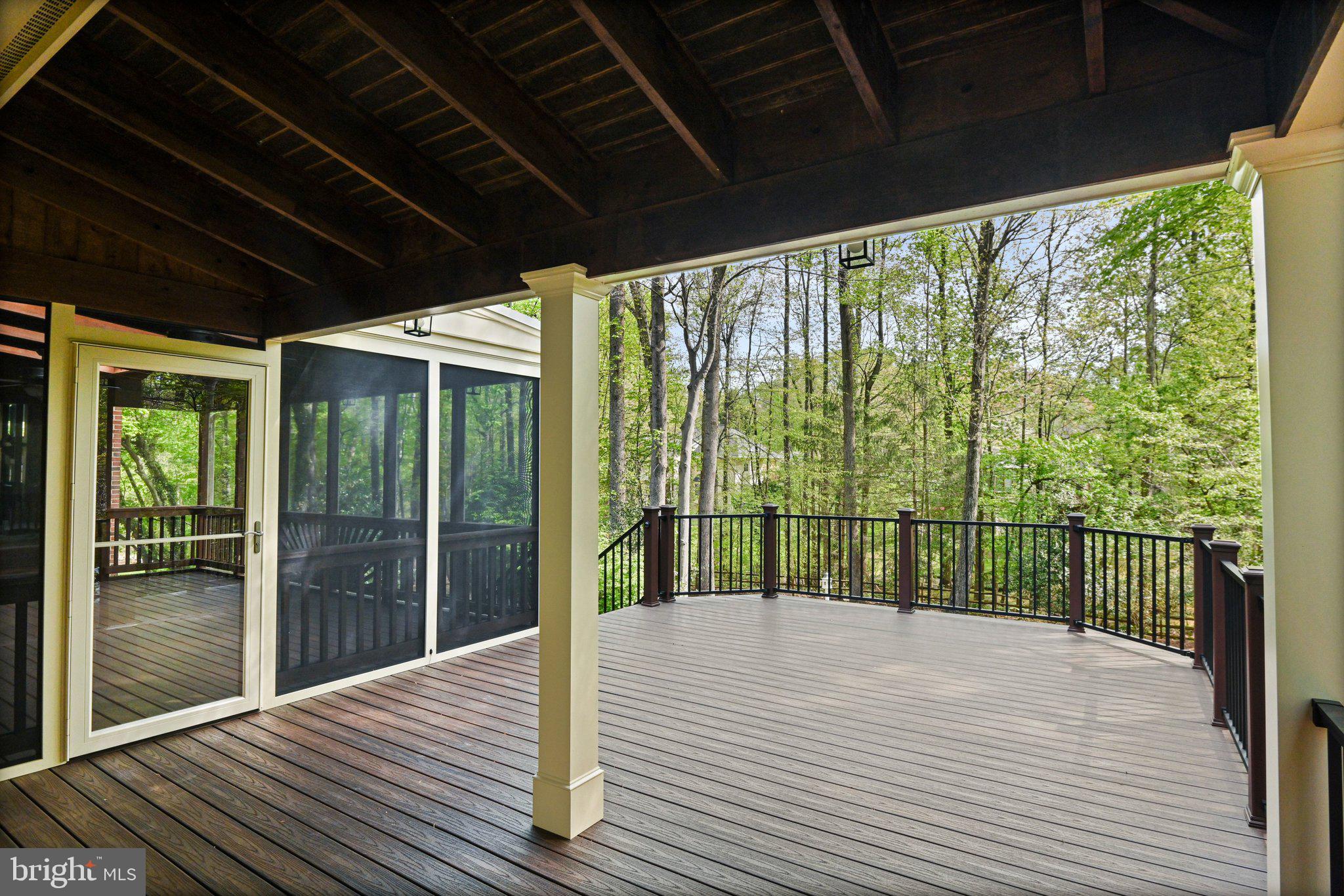 LANGLEY OAKS - Residential