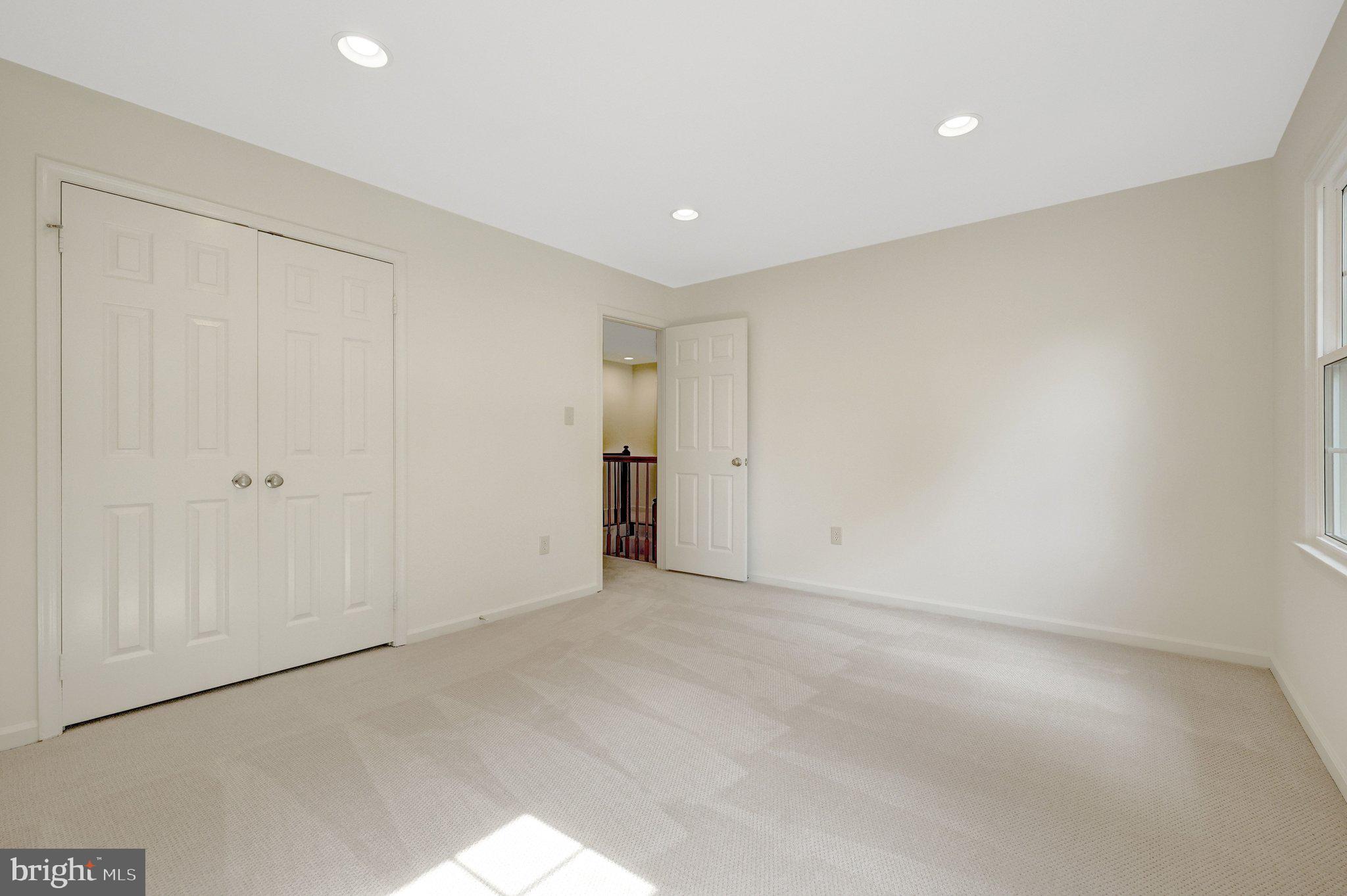 LANGLEY OAKS - Residential