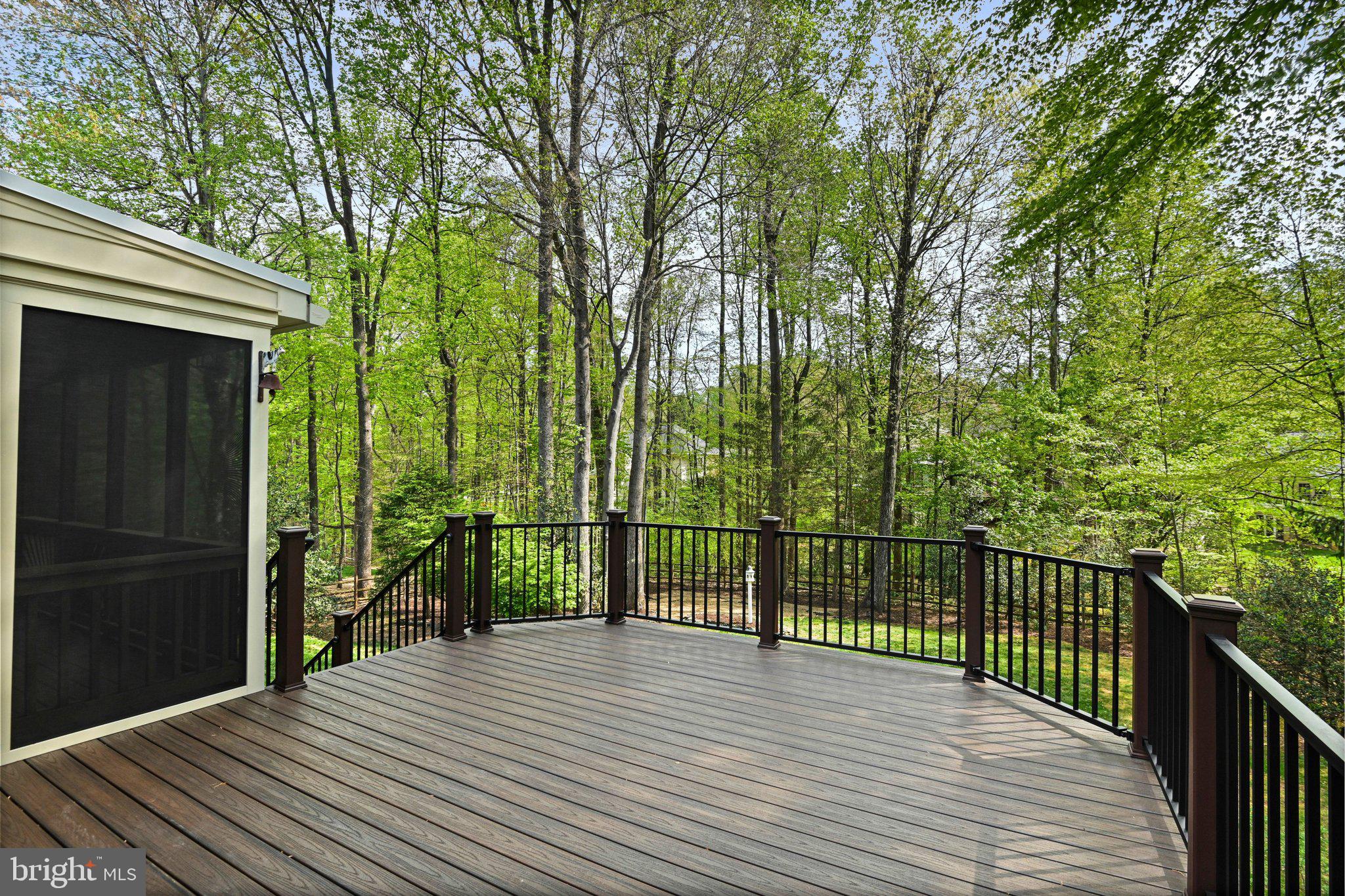 LANGLEY OAKS - Residential