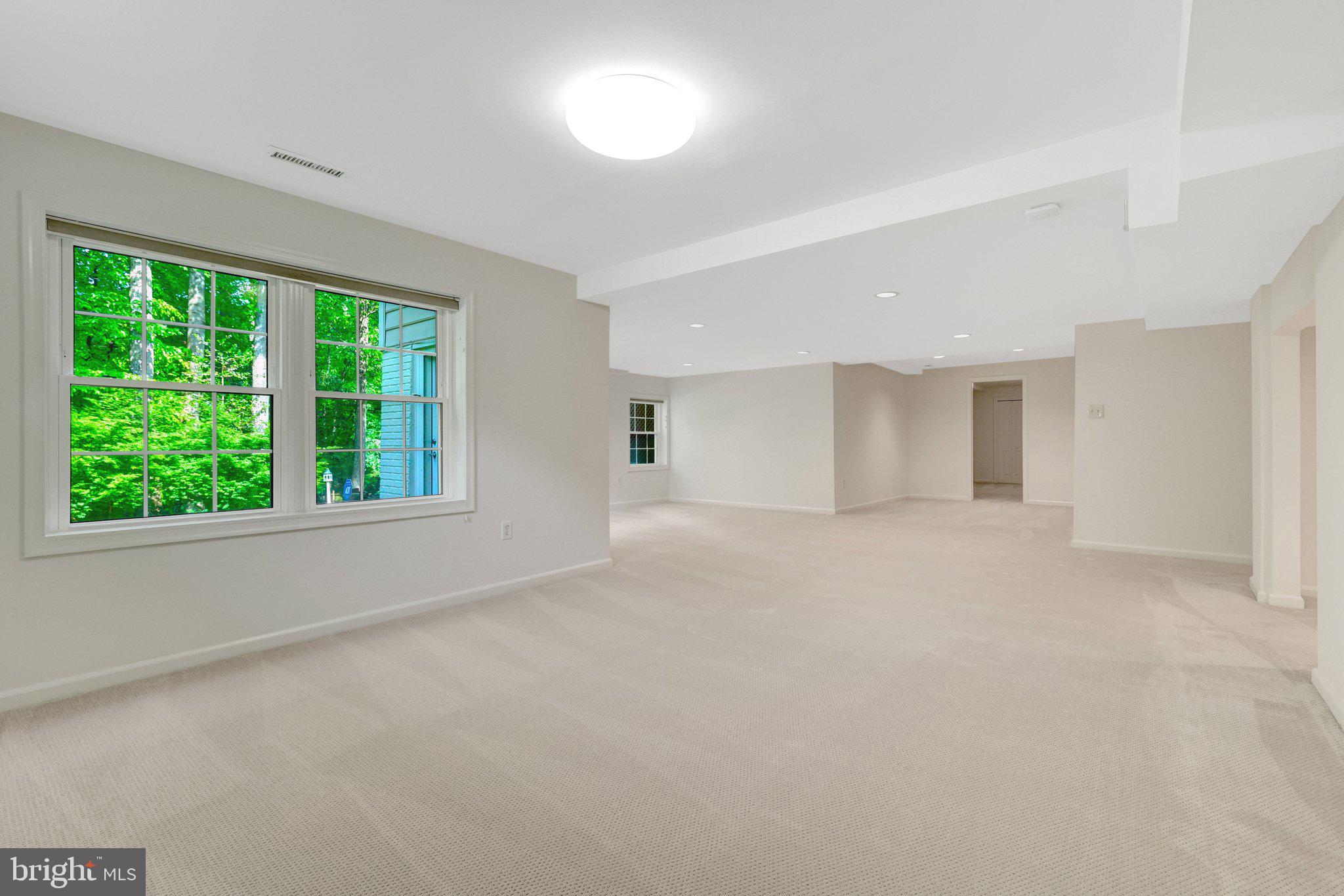 LANGLEY OAKS - Residential