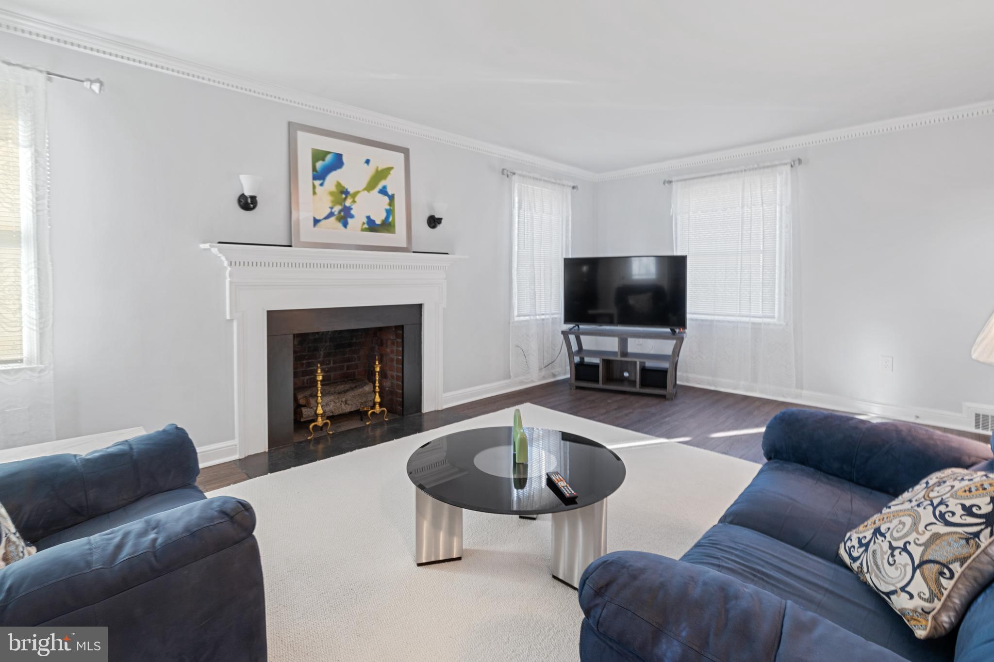 ASHBURTON HISTORIC DISTRICT - Residential