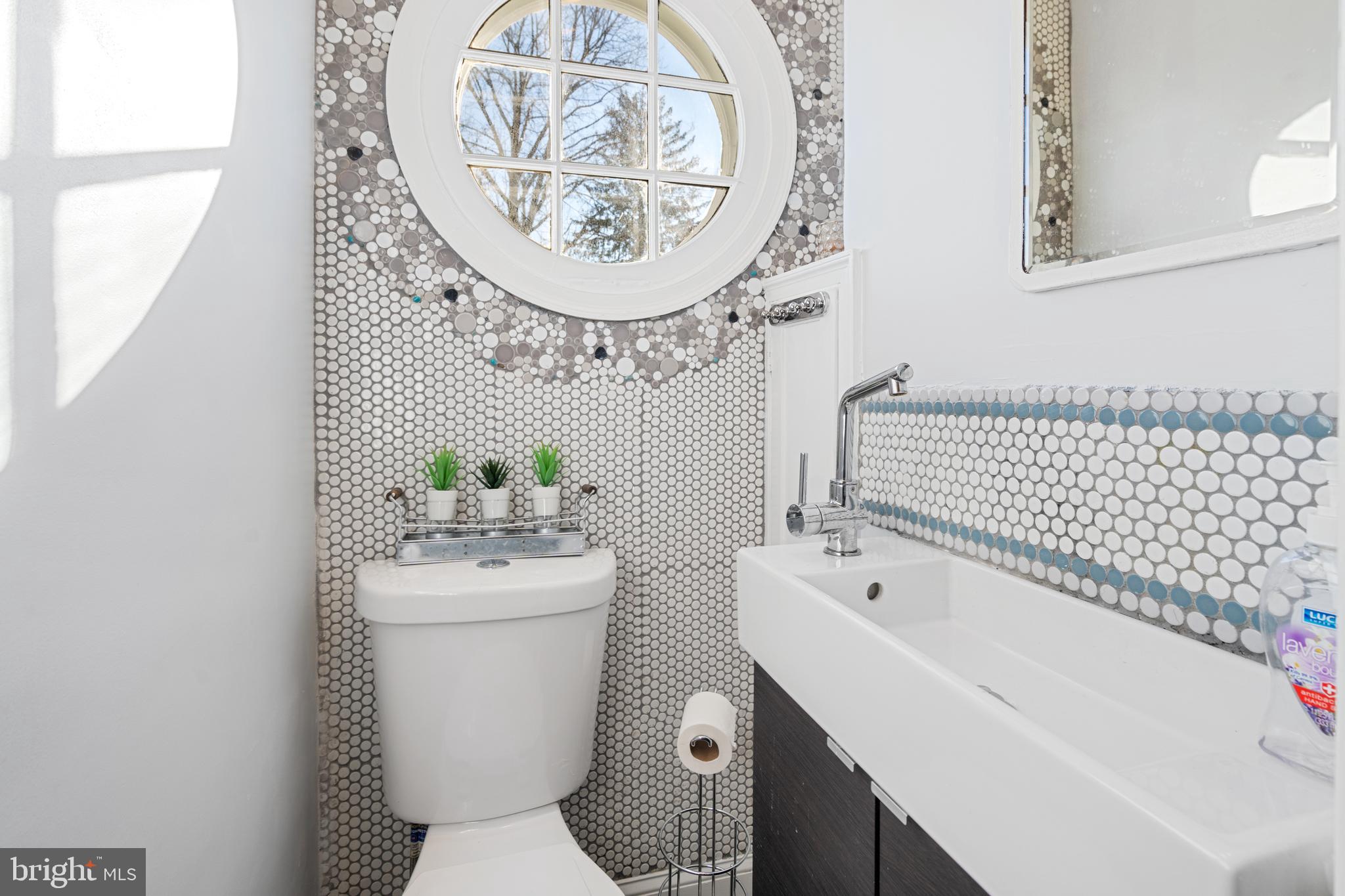 ASHBURTON HISTORIC DISTRICT - Residential