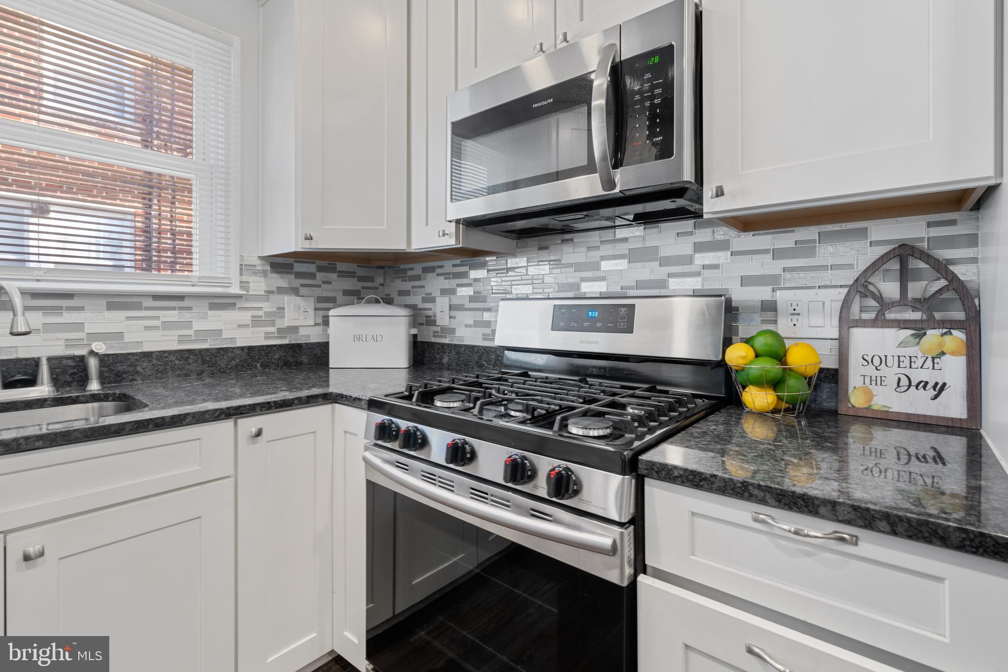 ASHBURTON HISTORIC DISTRICT - Residential