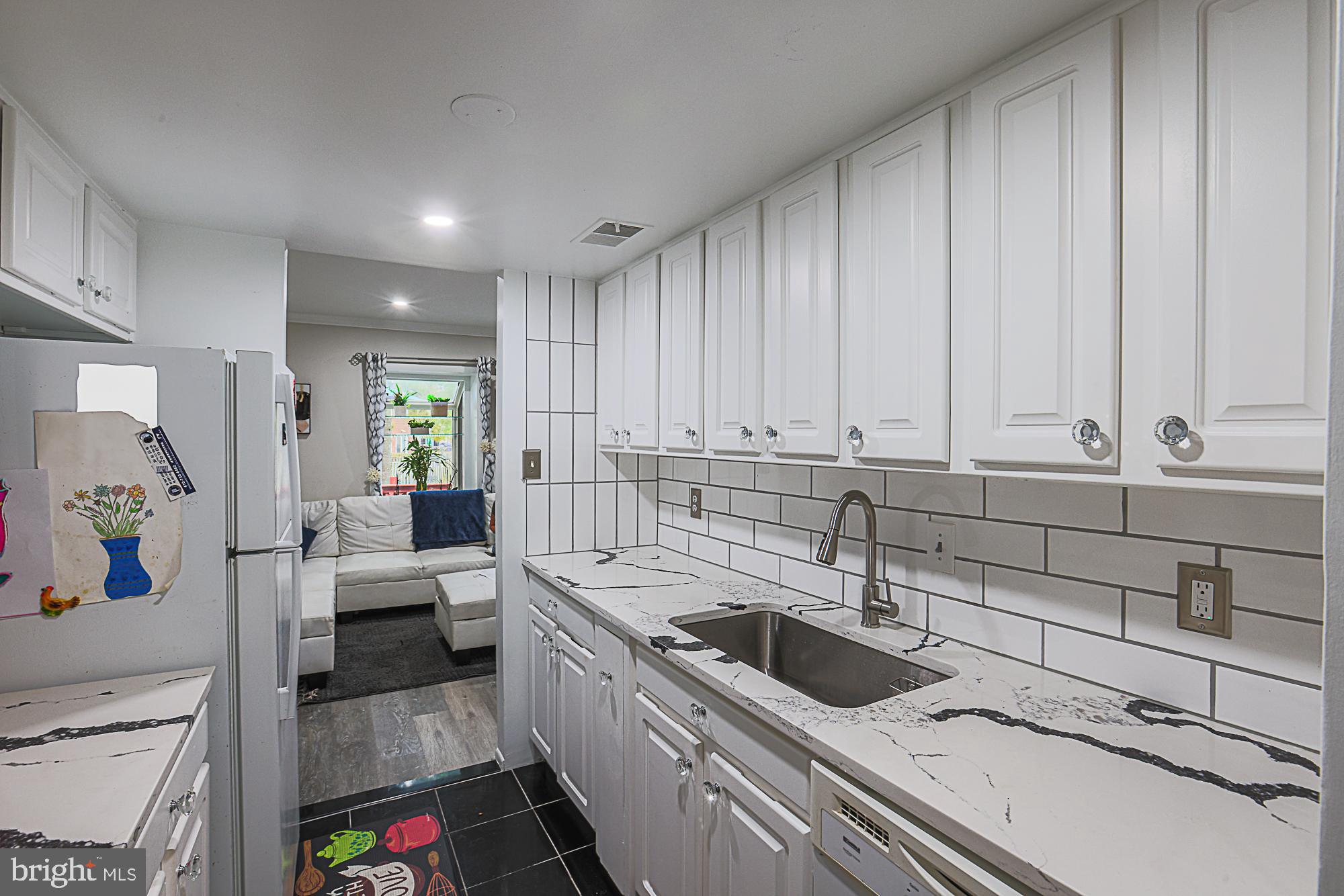 VILLAGE OF LONG REACH - Residential