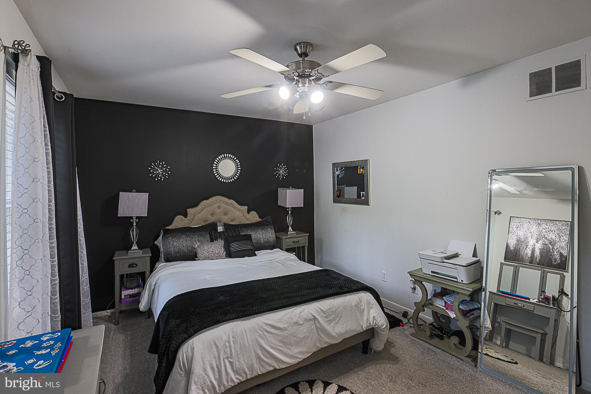 VILLAGE OF LONG REACH - Residential