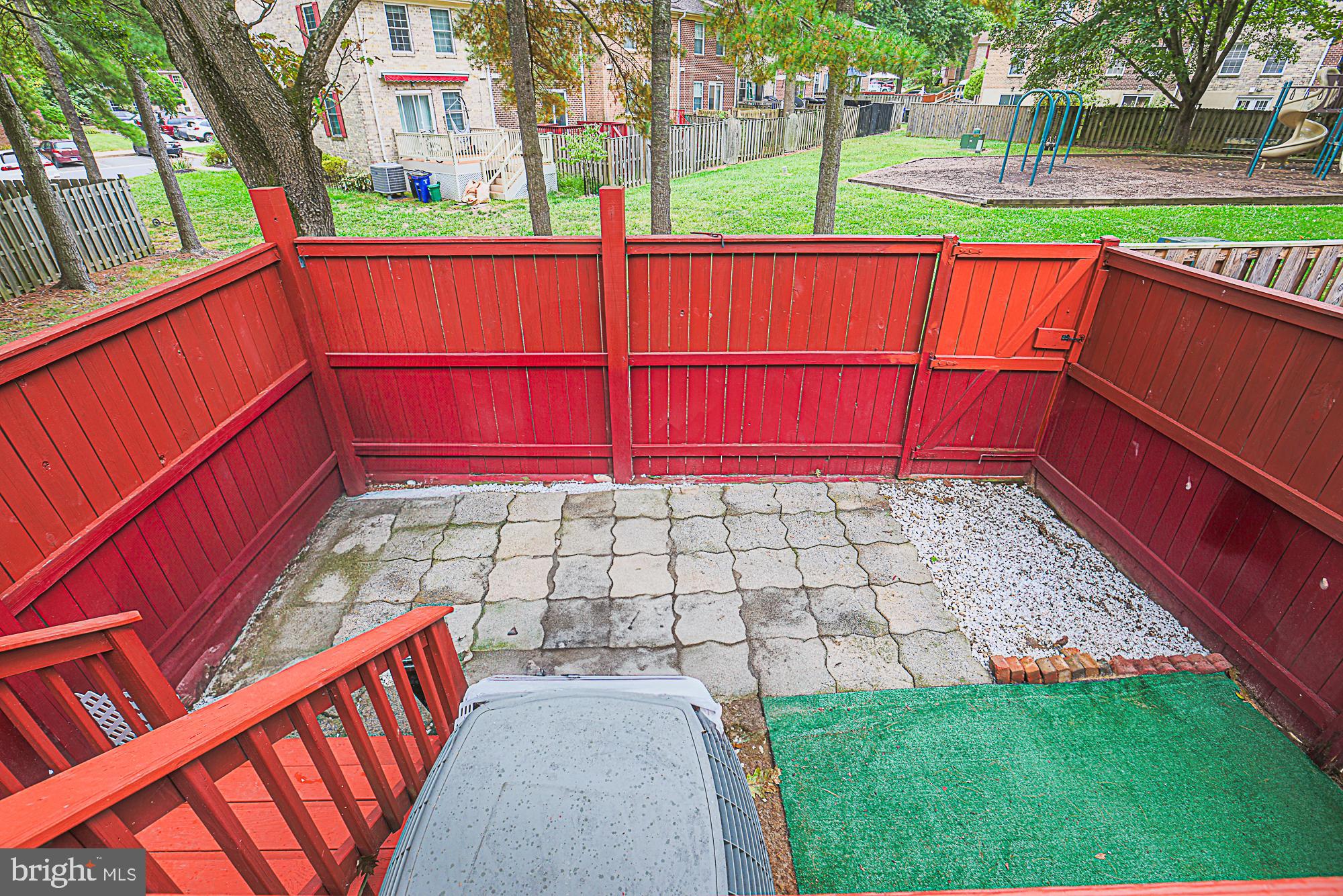 VILLAGE OF LONG REACH - Residential