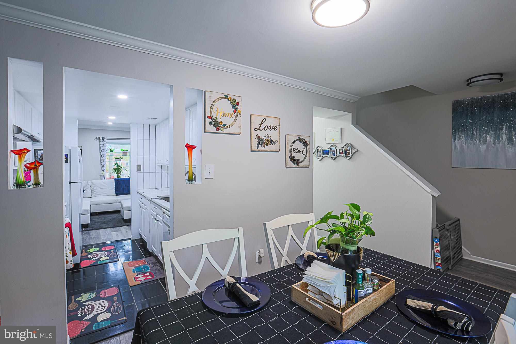 VILLAGE OF LONG REACH - Residential