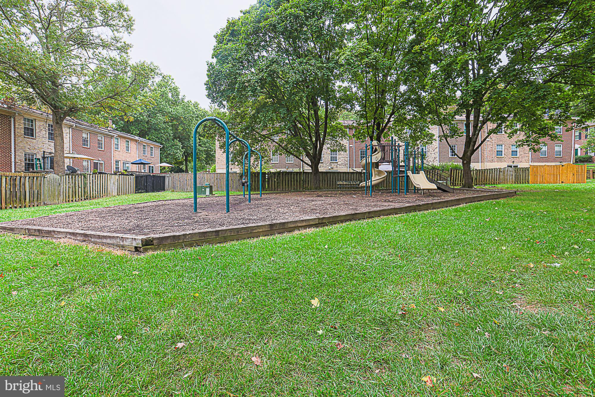 VILLAGE OF LONG REACH - Residential