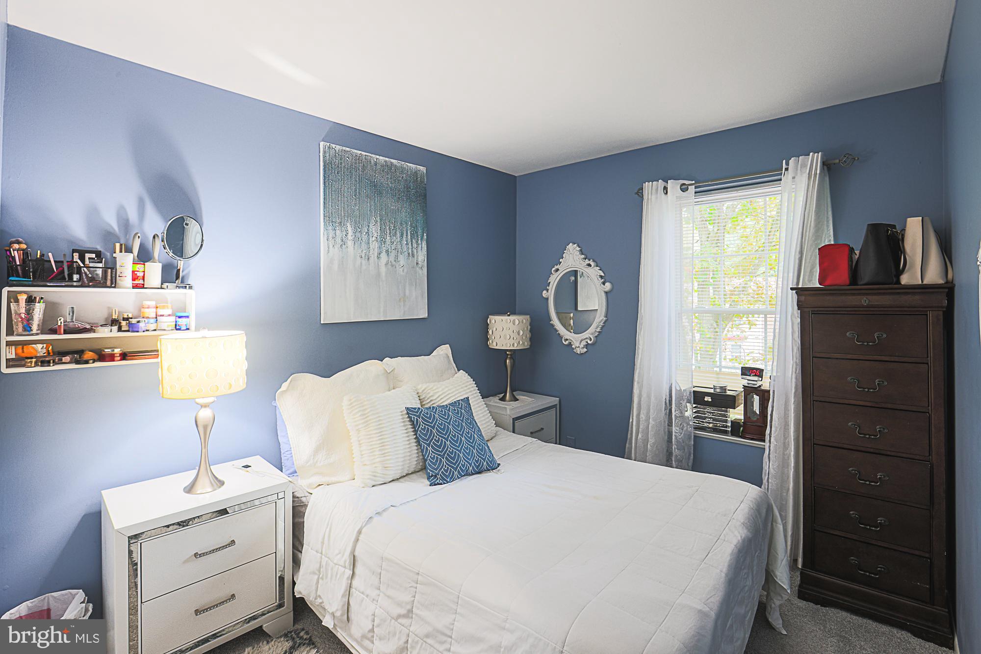 VILLAGE OF LONG REACH - Residential