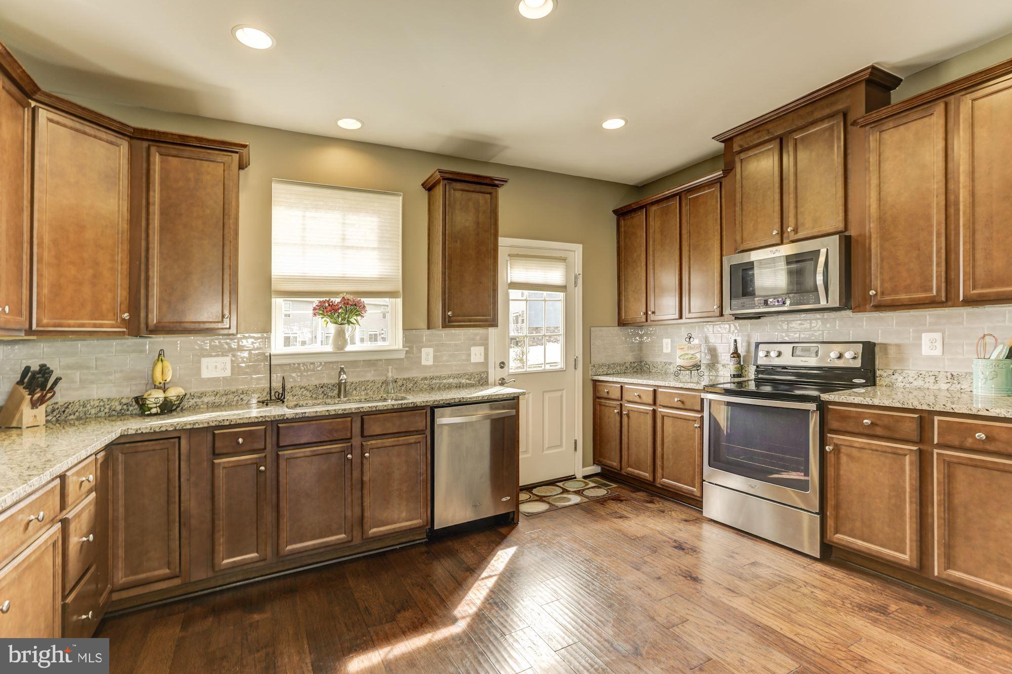 HERITAGE CROSSING CONDOMINIUM - Residential