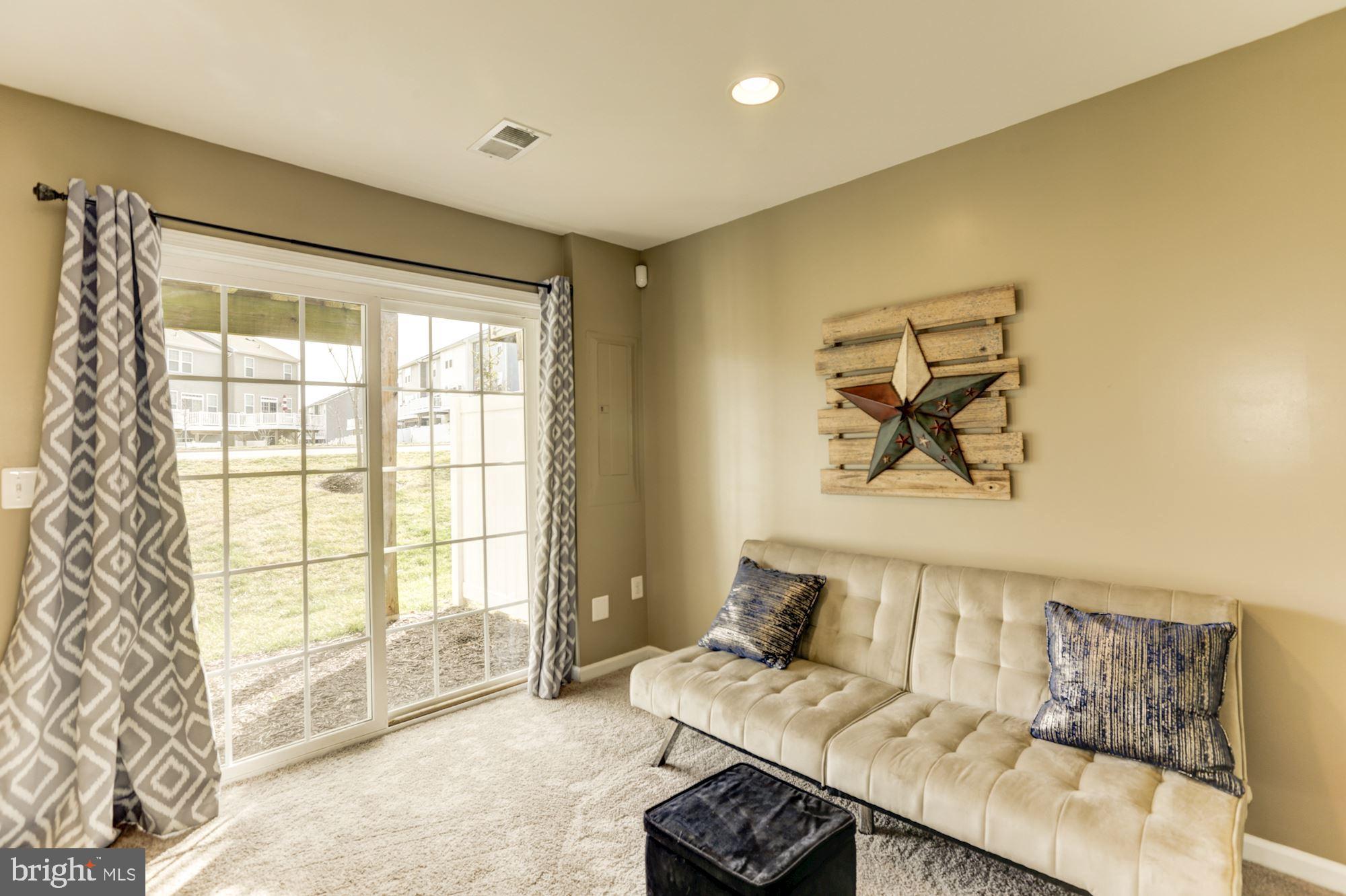 HERITAGE CROSSING CONDOMINIUM - Residential