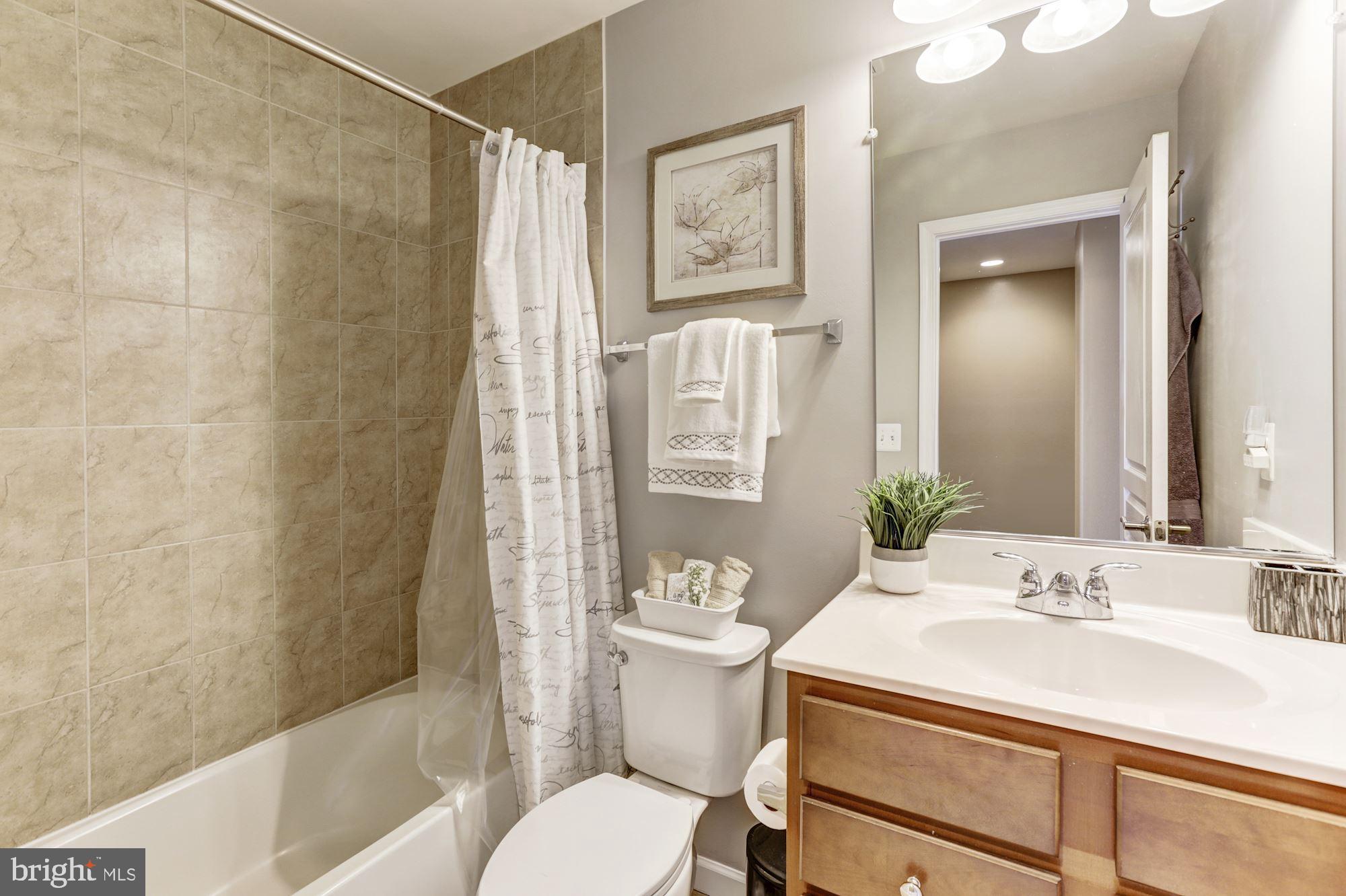 HERITAGE CROSSING CONDOMINIUM - Residential