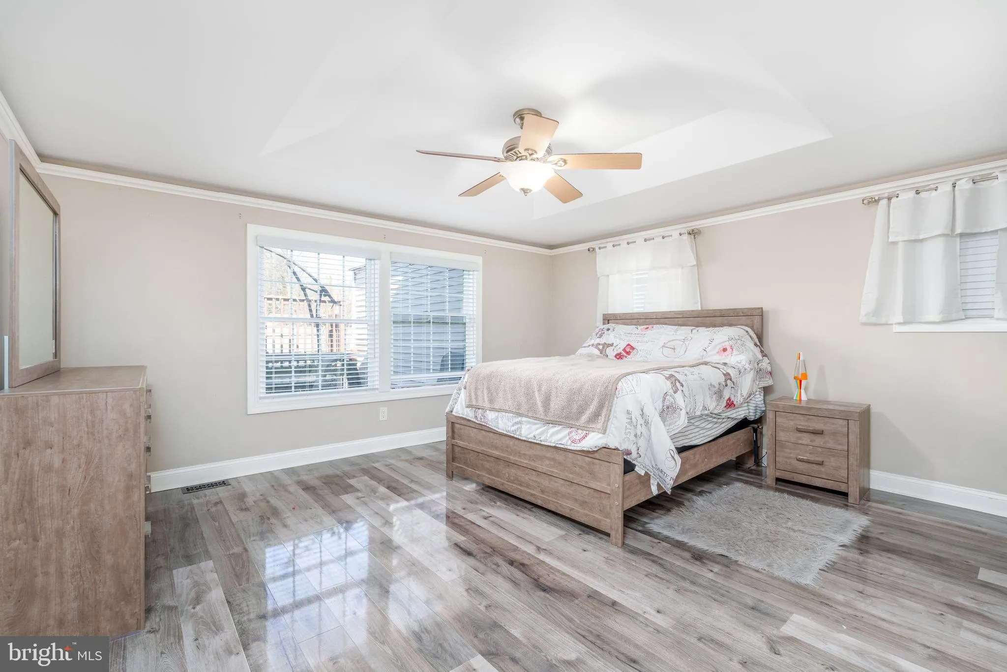 Wilmington, Delaware 19804, United States, 6 Bedrooms Bedrooms, ,6 BathroomsBathrooms,Residential,Pending,79577