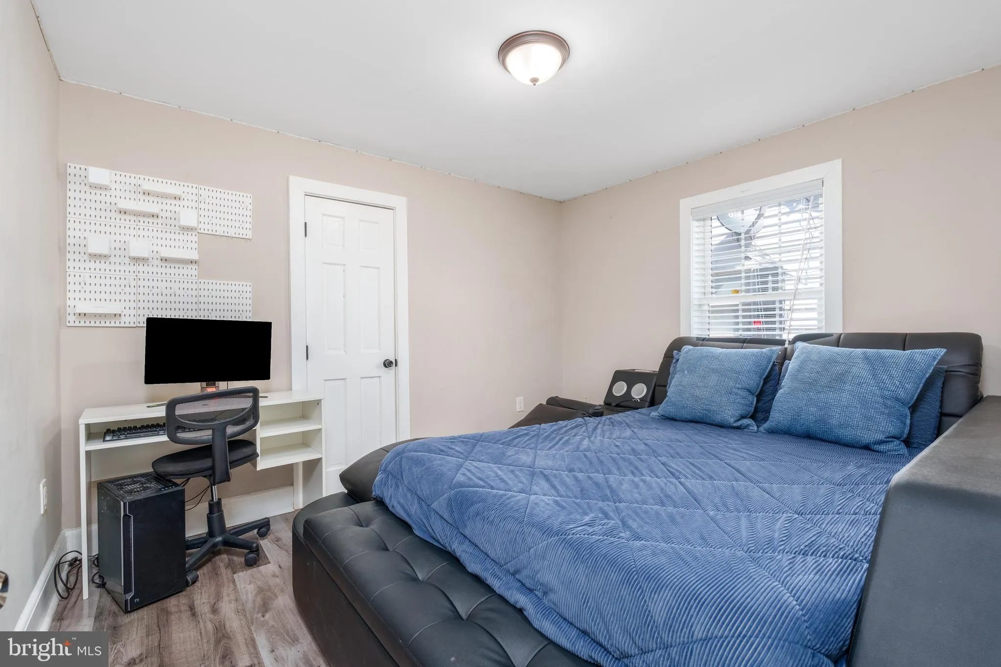 Wilmington, Delaware 19804, United States, 6 Bedrooms Bedrooms, ,6 BathroomsBathrooms,Residential,Pending,79577